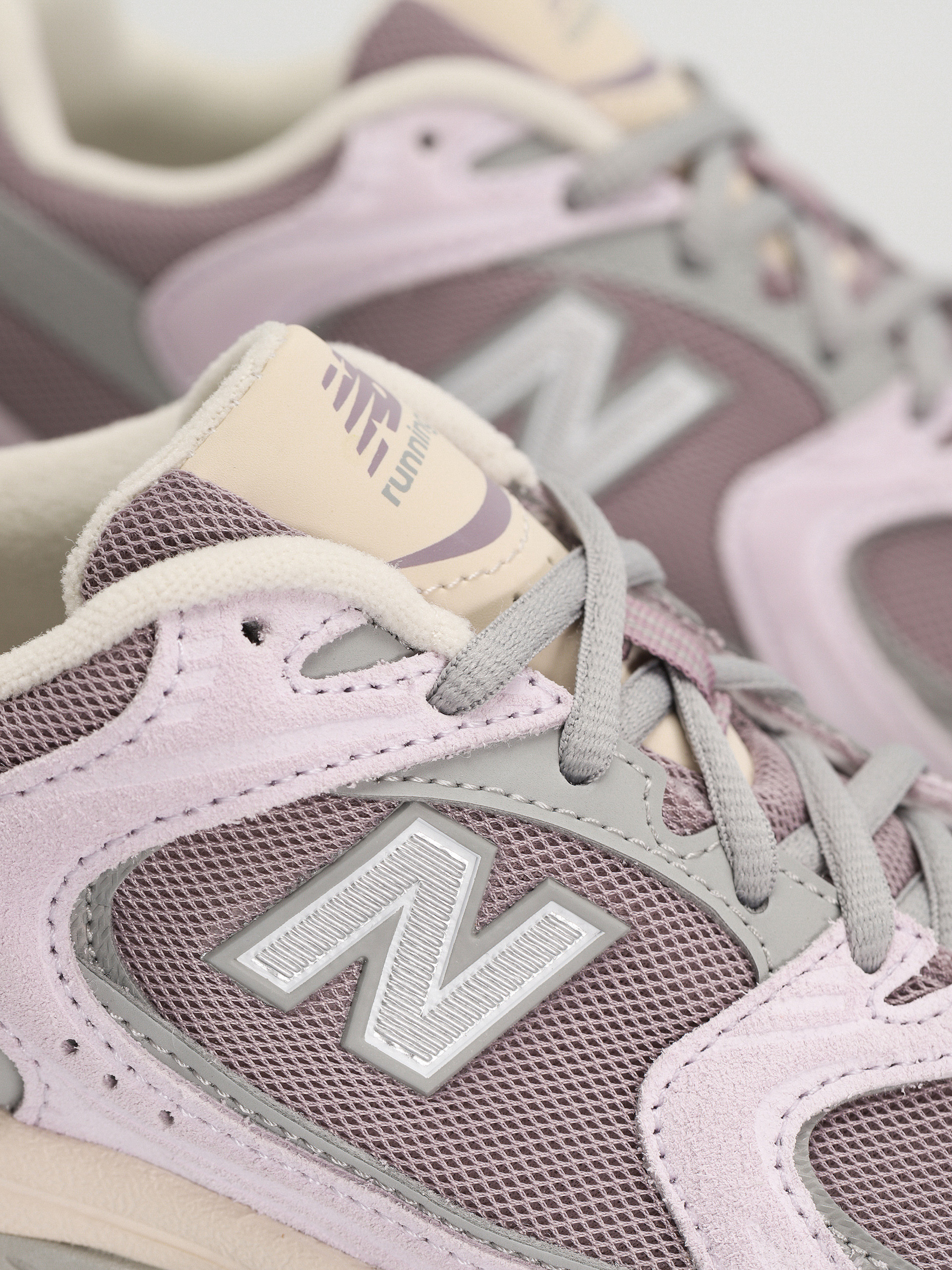 New Balance 530 Shoes (purple)