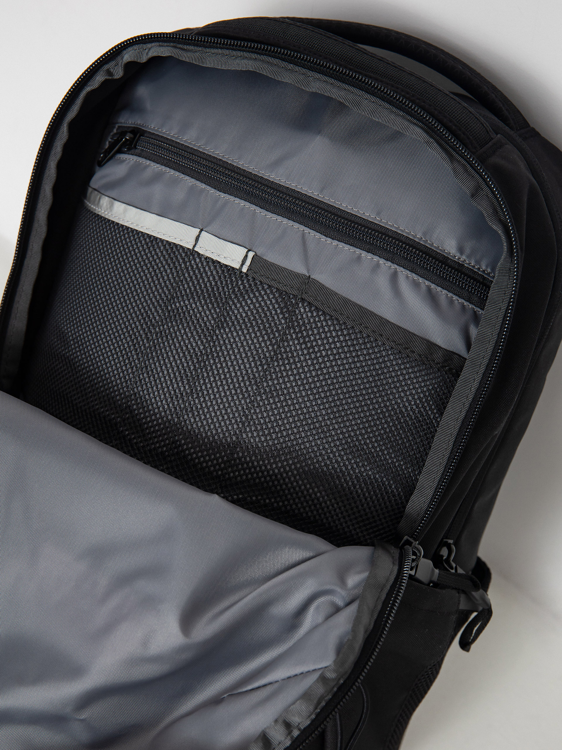 The North Face Jester Backpack (tnf black npf)