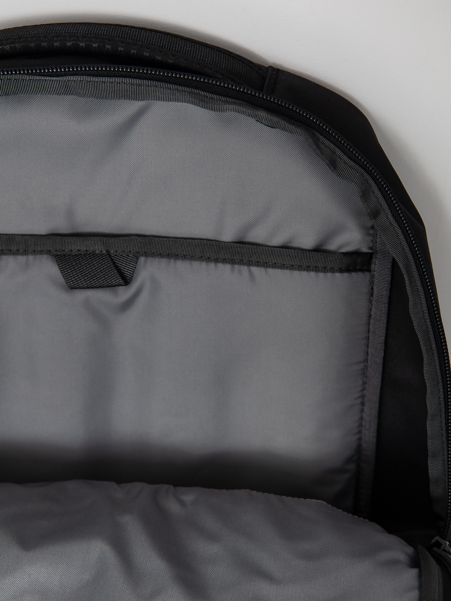 The North Face Jester Backpack (tnf black npf)