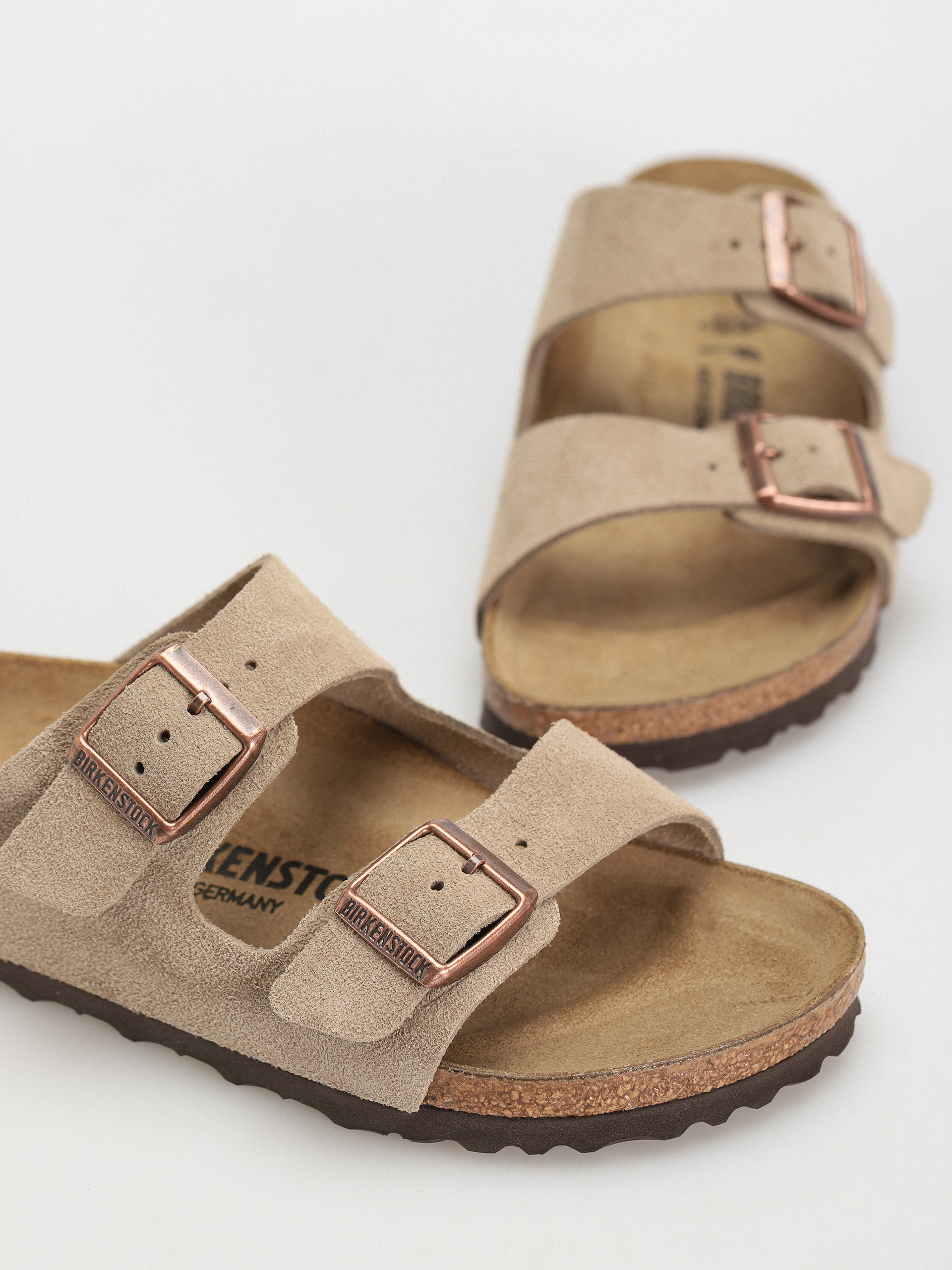 Birkenstock Arizona Suede Leather Narrow Wmn Flip Flops (taupe)