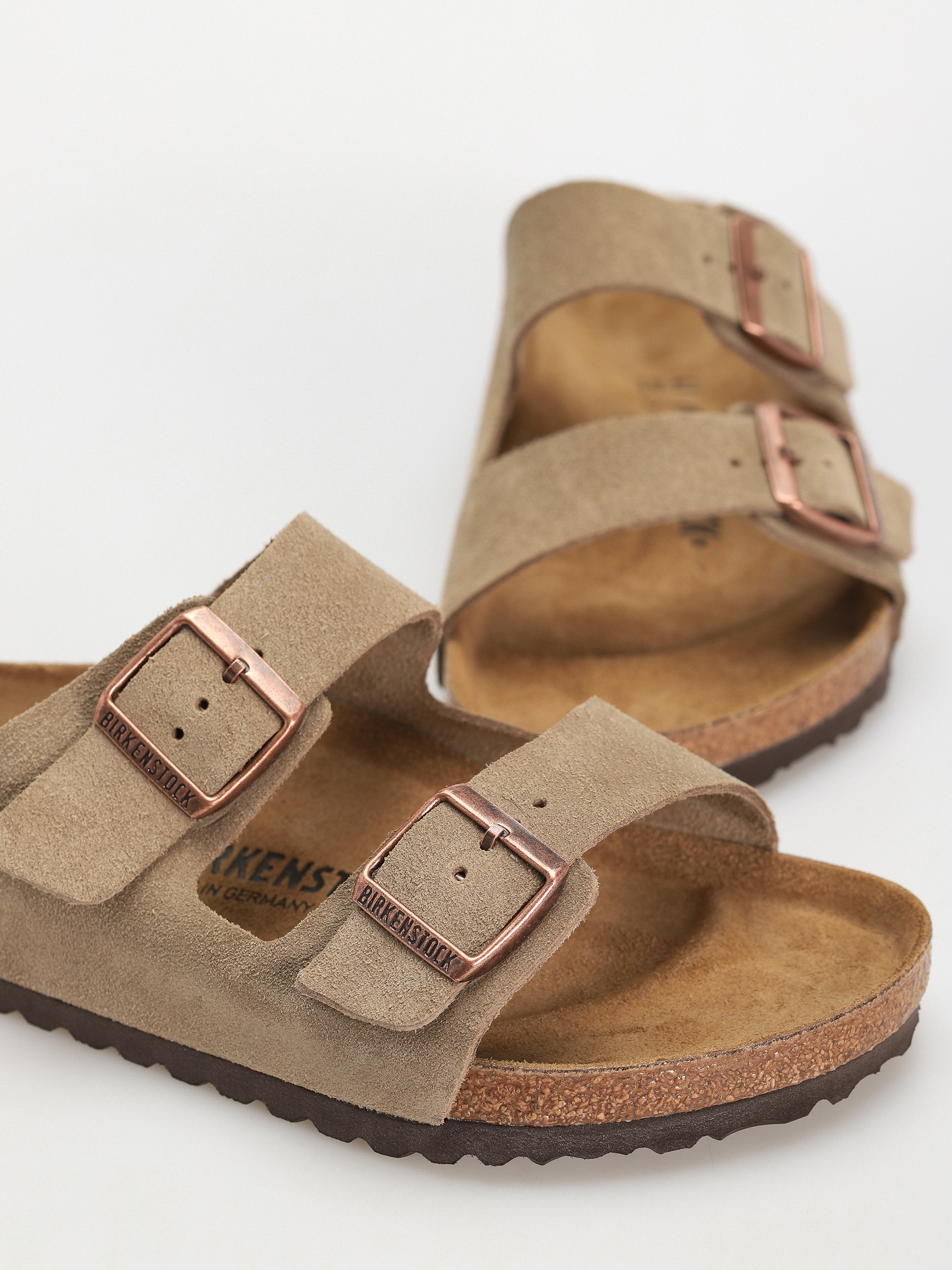 Birkenstock Arizona Suede Leather Regular Flip Flops (taupe)