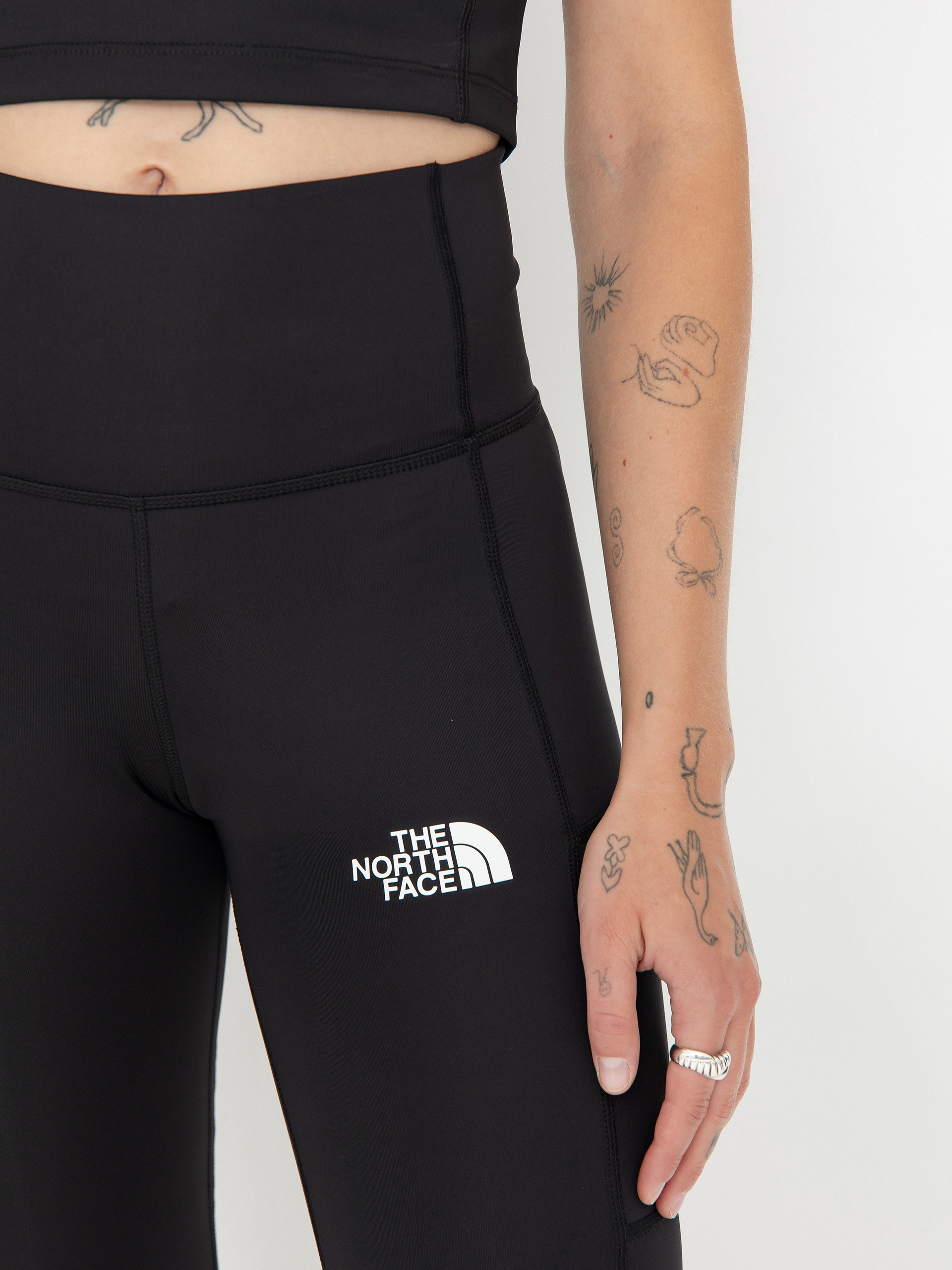 ★THE NORTH FACE★ Women's Sway Flare LeggingsBLACK The North Face Women's Poly Knit Flared Leggings in TNF