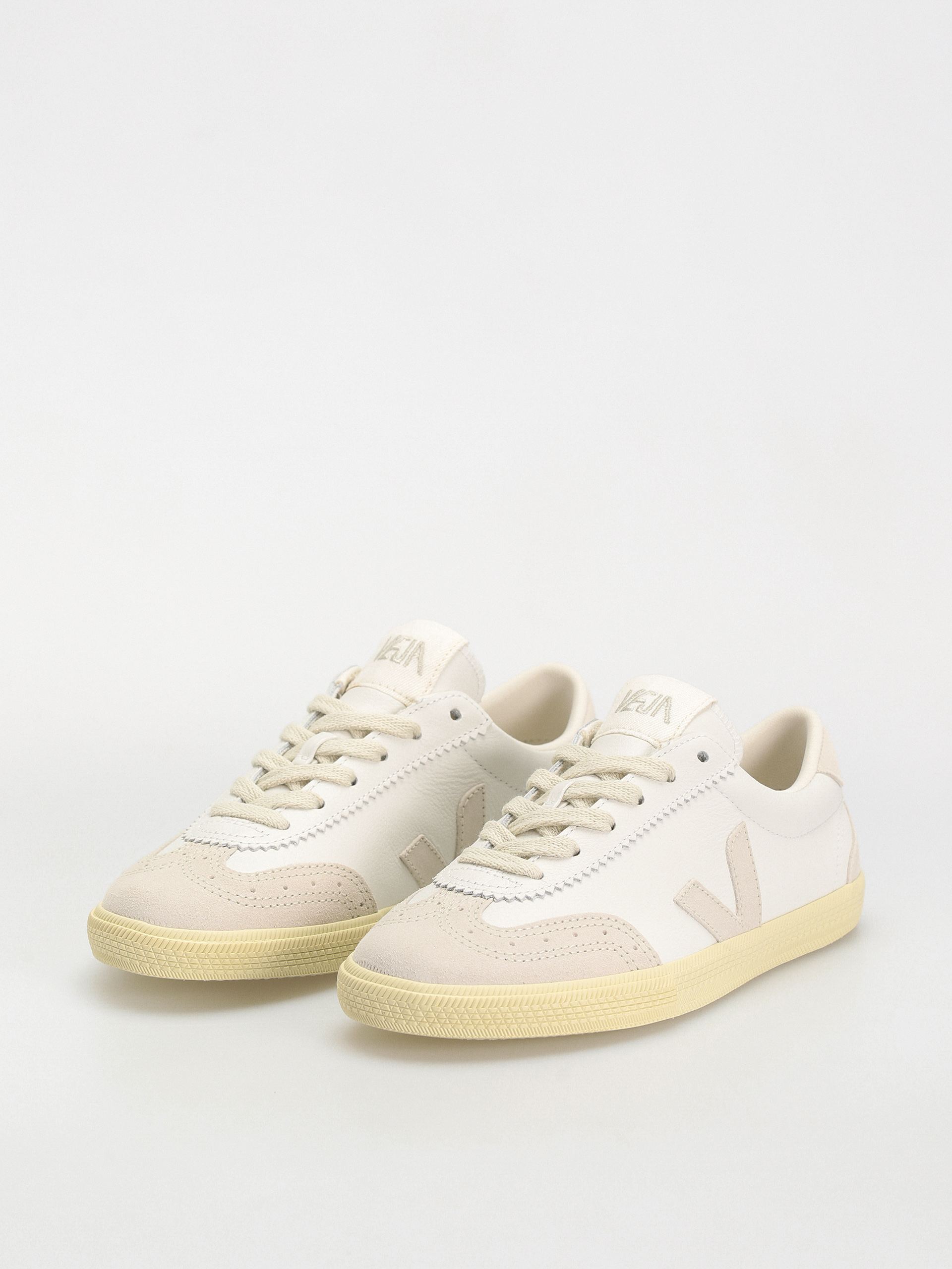 Veja Volley Wmn Schuhe (white natural)