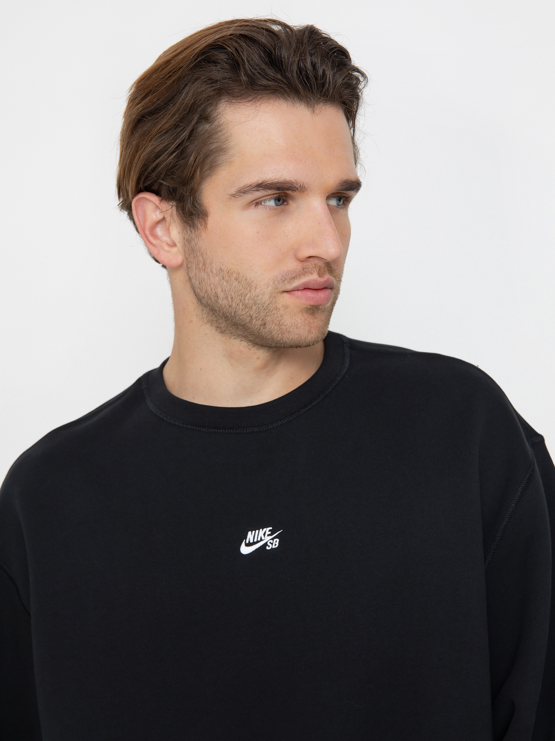 Nike SB Essential Logo Crew Sweatshirt (black/white)