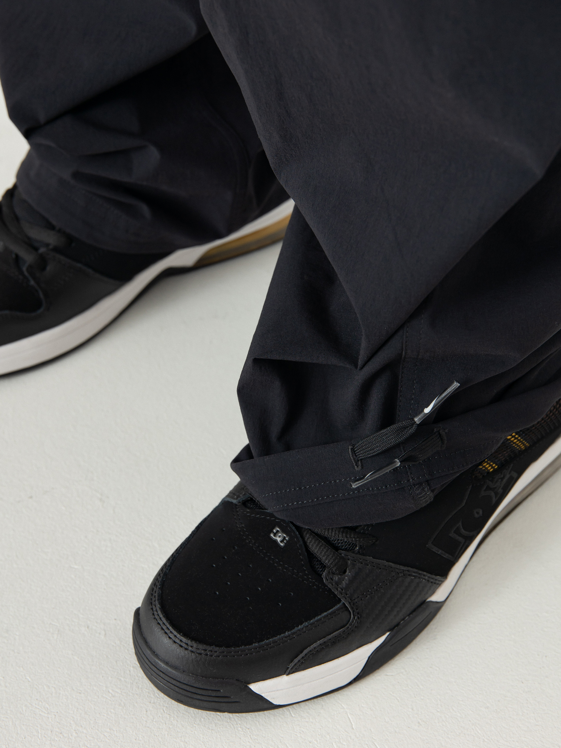 Nike SB Kearny Pants (black/white)