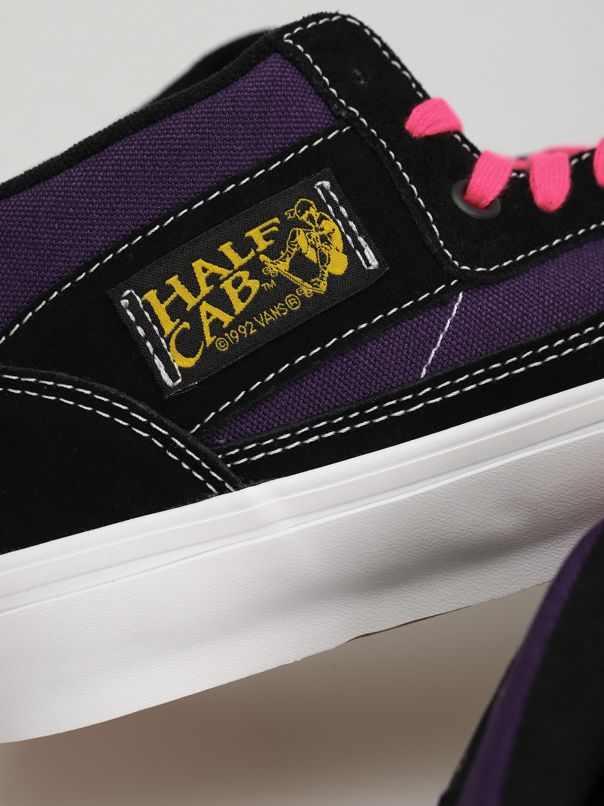 Vans Skate Half Cab Shoes (black/purple)