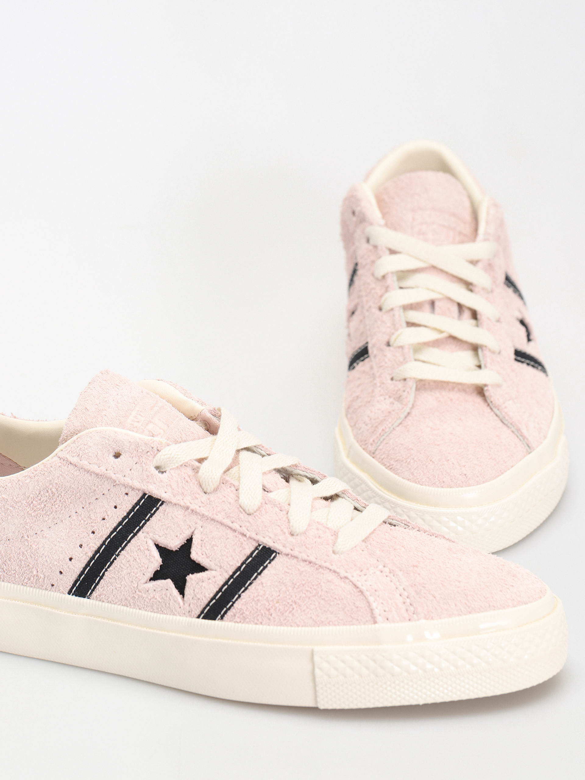 Pink blush converse best sale