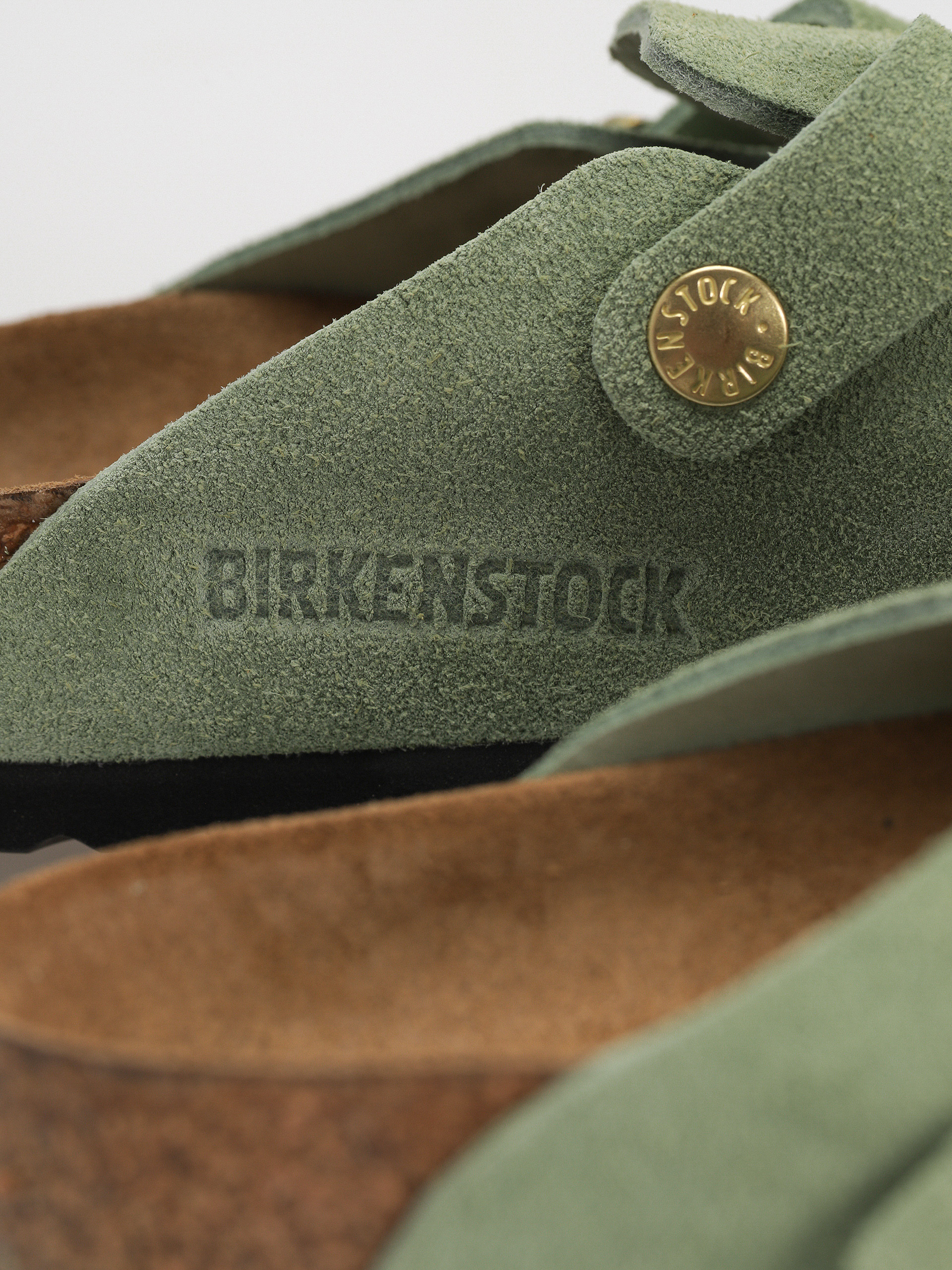 Birkenstock Boston Soft Footbed Suede Leather Narrow Wmn Flip-flops (green tea)