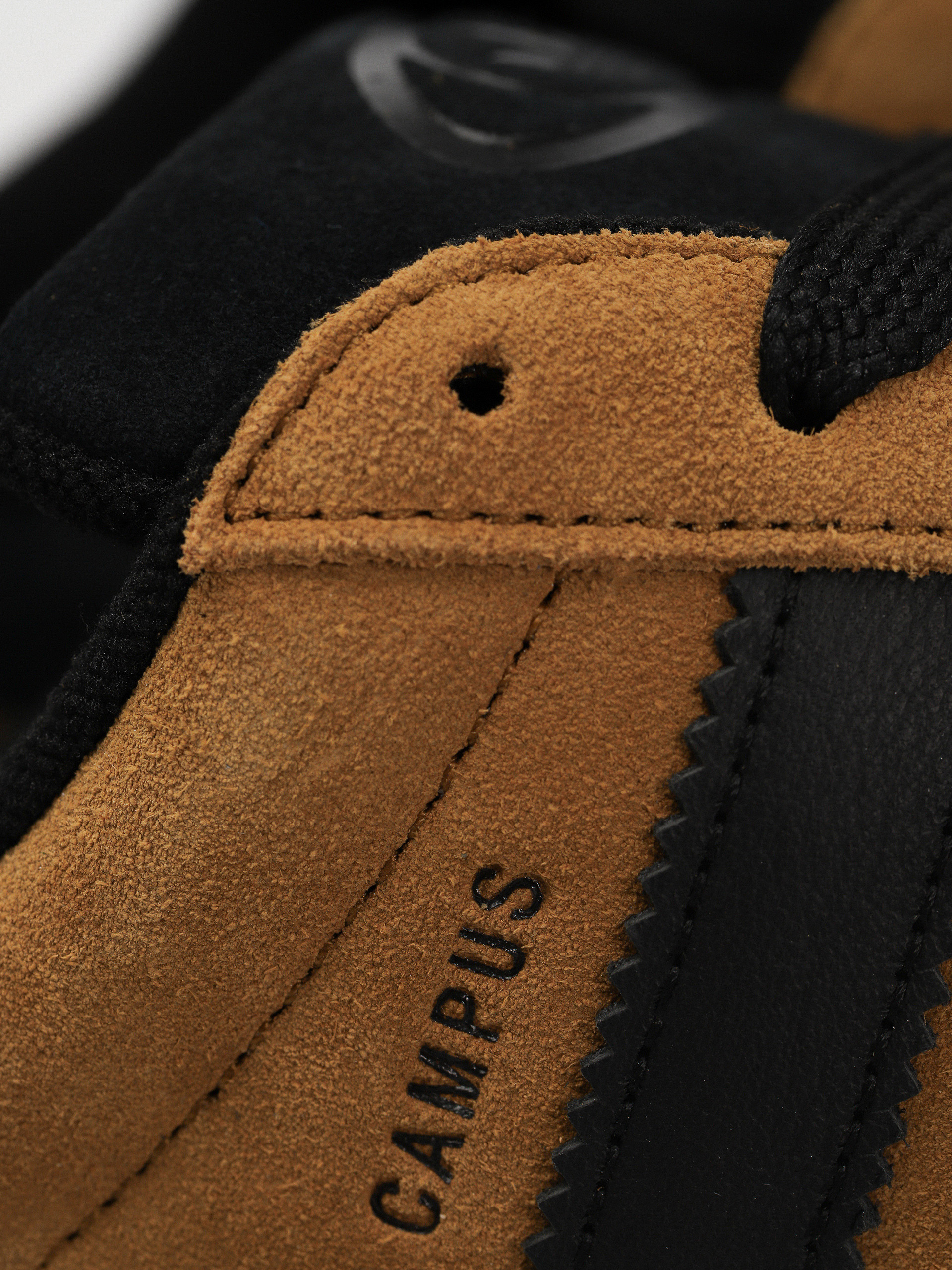 adidas Shoes Campus 00s (cblack/cblack/brostr)