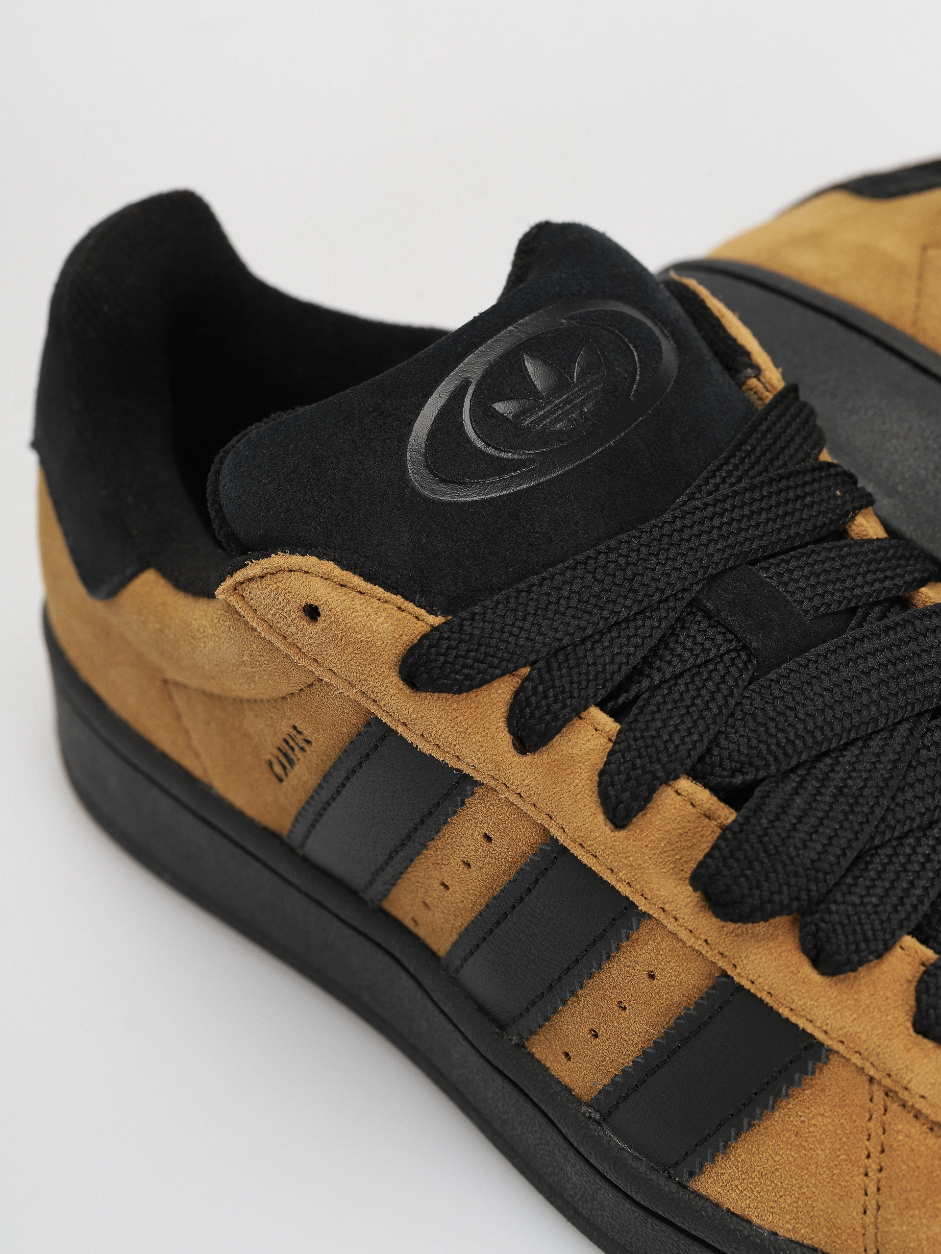 adidas Shoes Campus 00s (cblack/cblack/brostr)