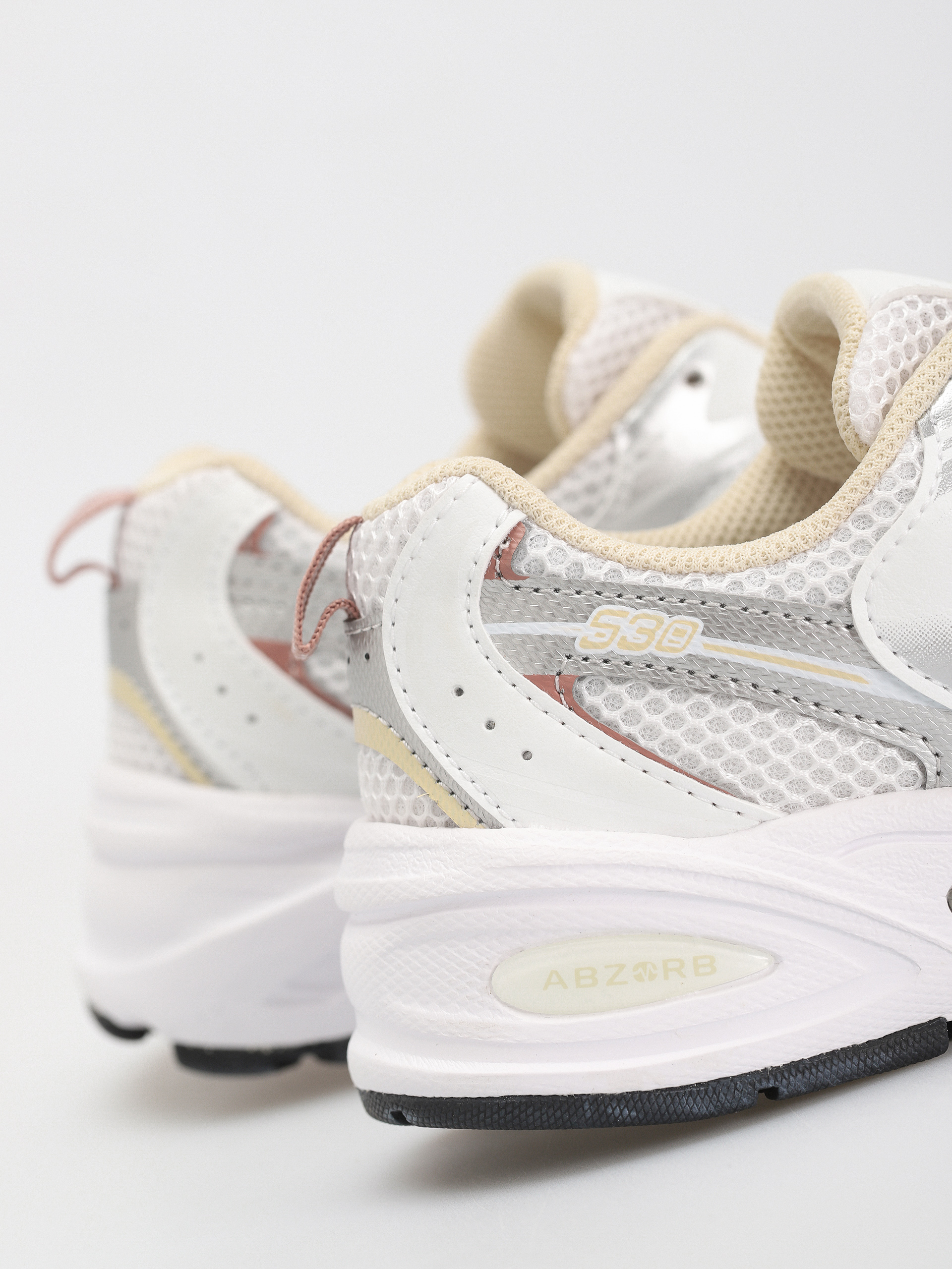 New Balance Schuhe 530 JR (white silver beige)