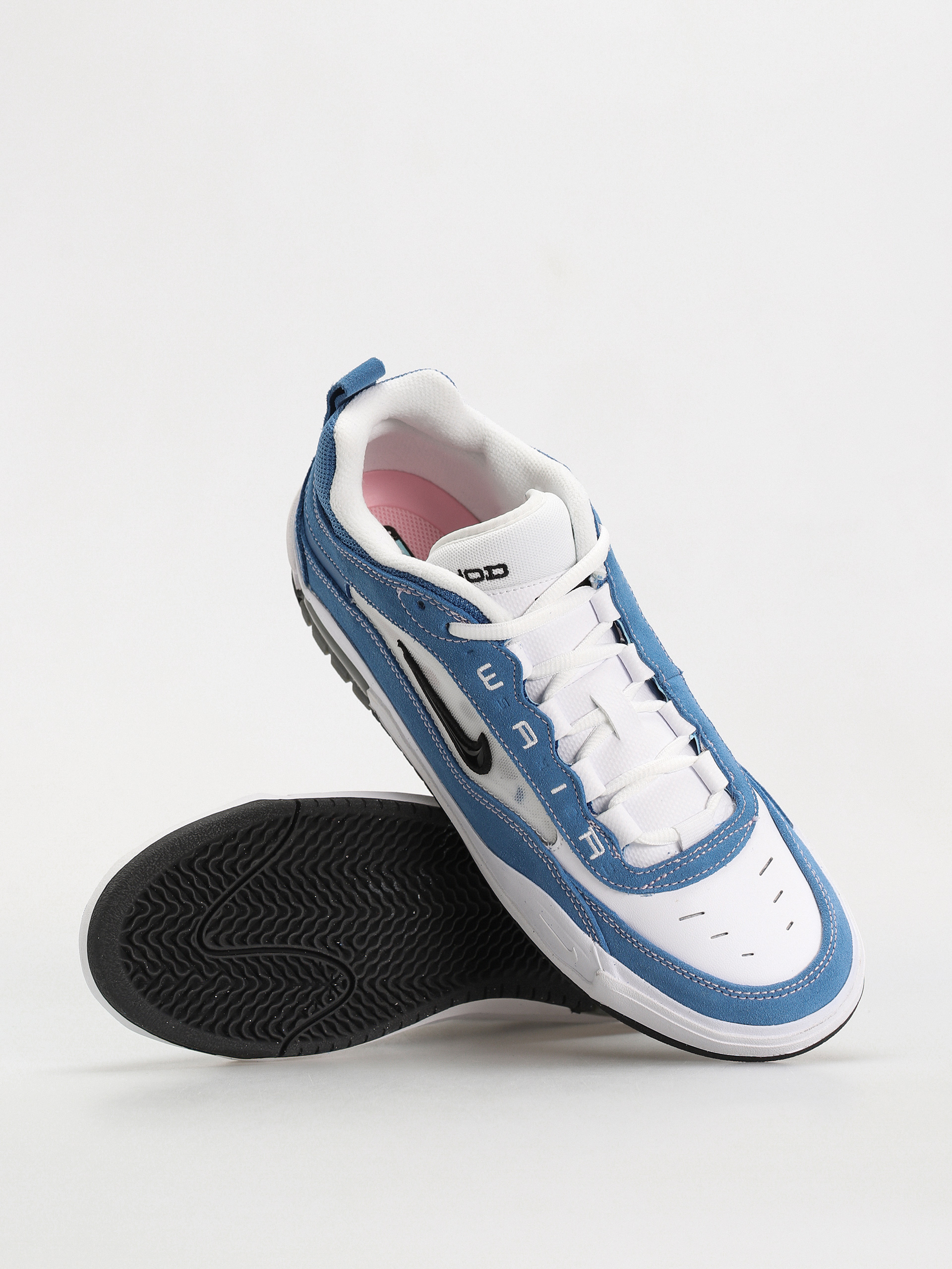 Nike SB Air Max Ishod Shoes (star blue/black white med soft pink)