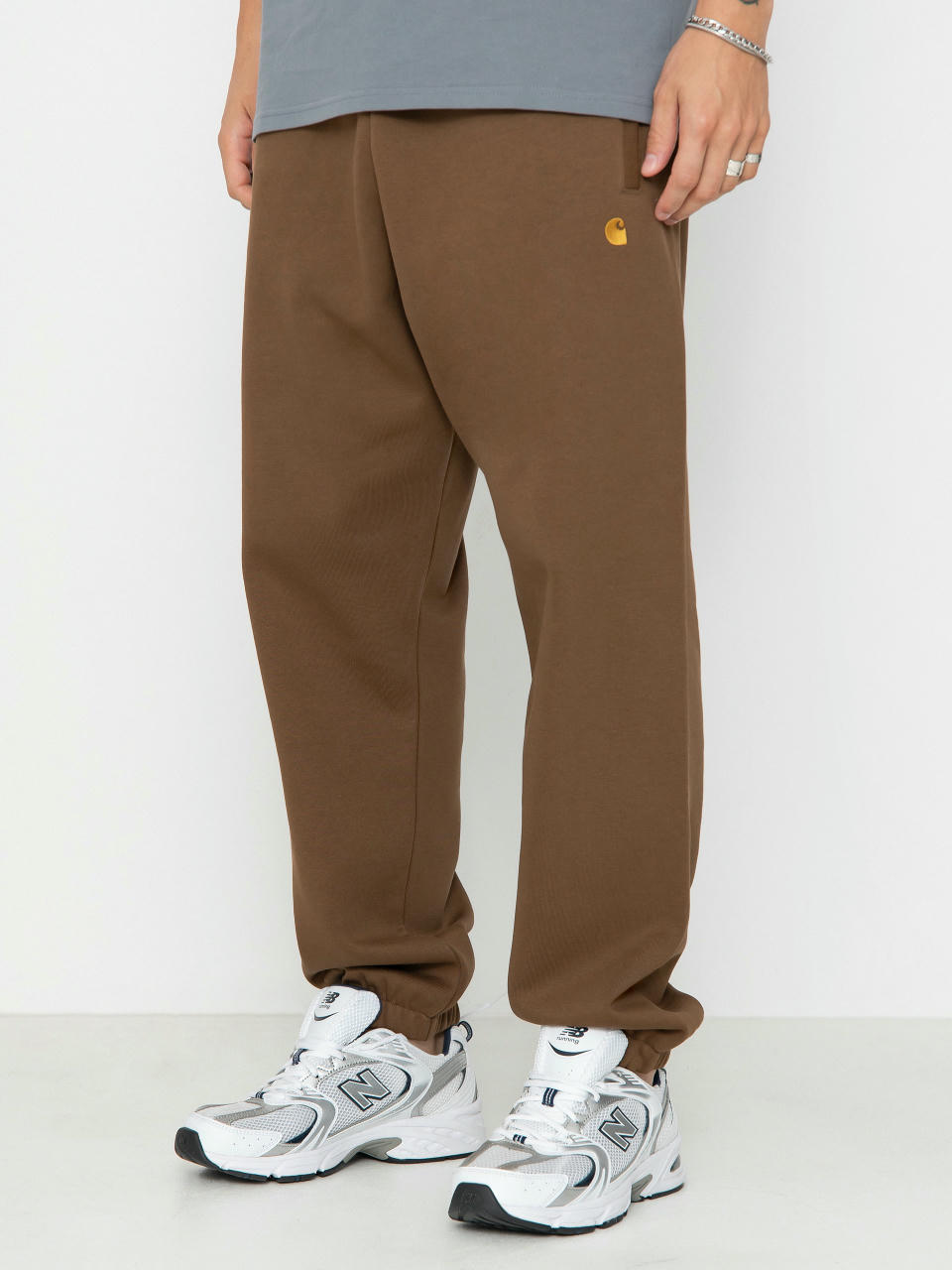 Carhartt WIP Chase Pants (chocolate/gold)