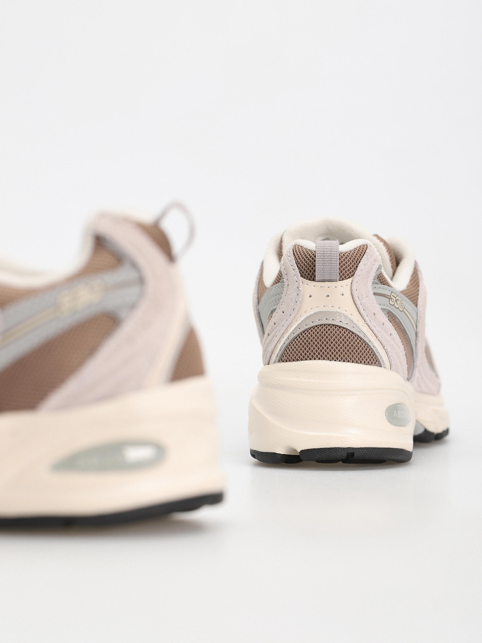 New Balance 530 Shoes (moonrock)