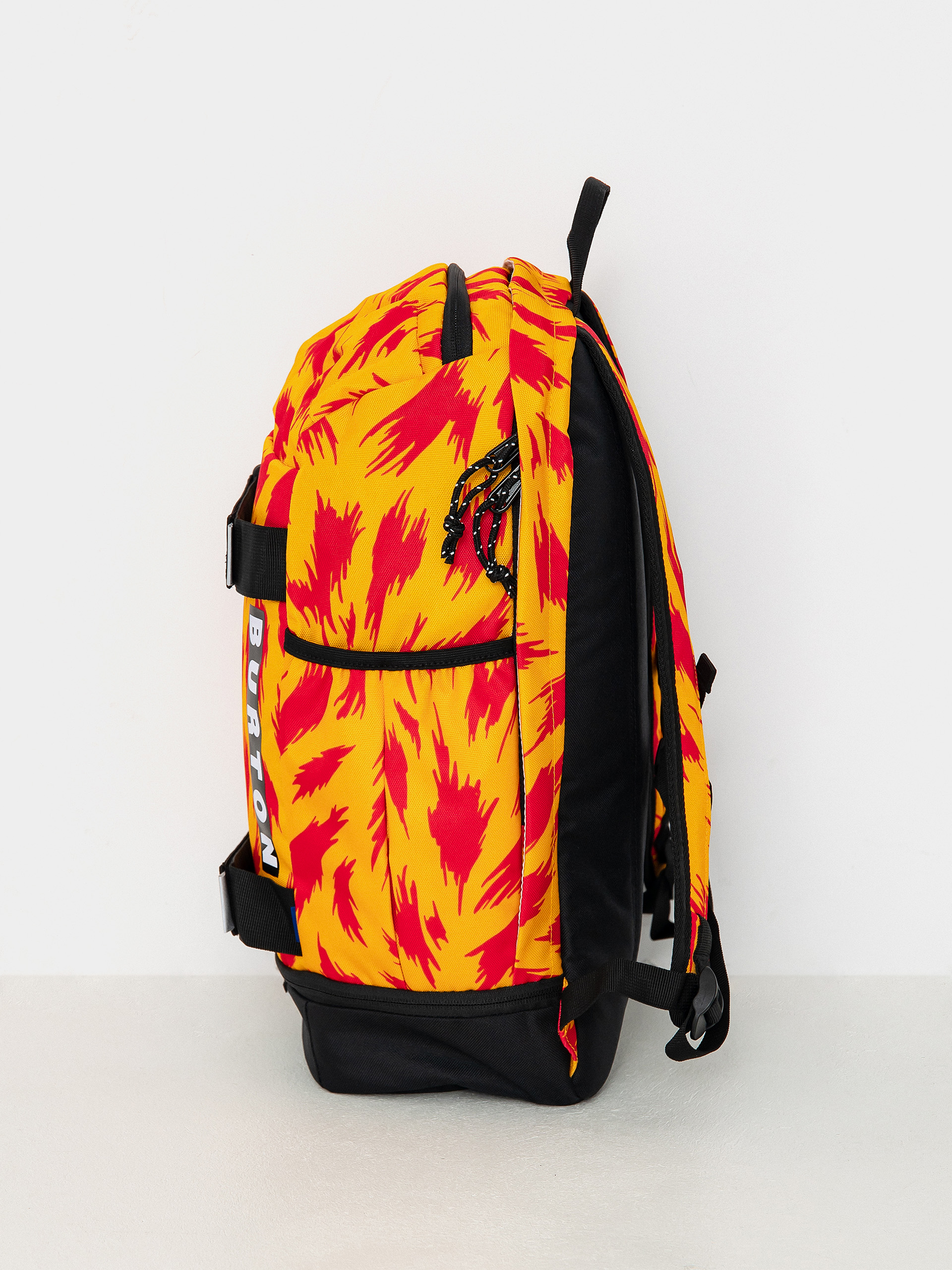 Distortion backpack online