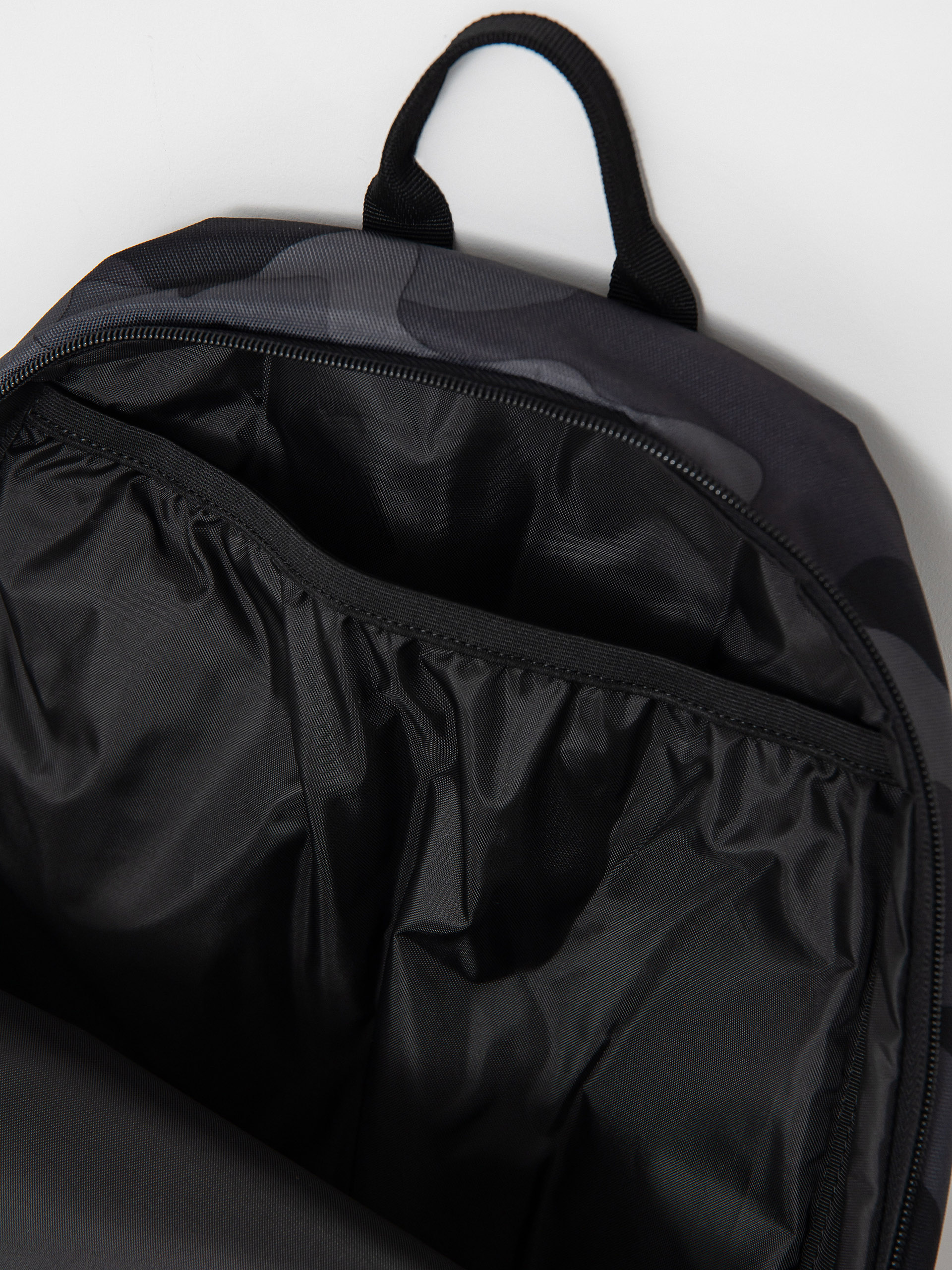 Fox Rucksack 180 (black camo)