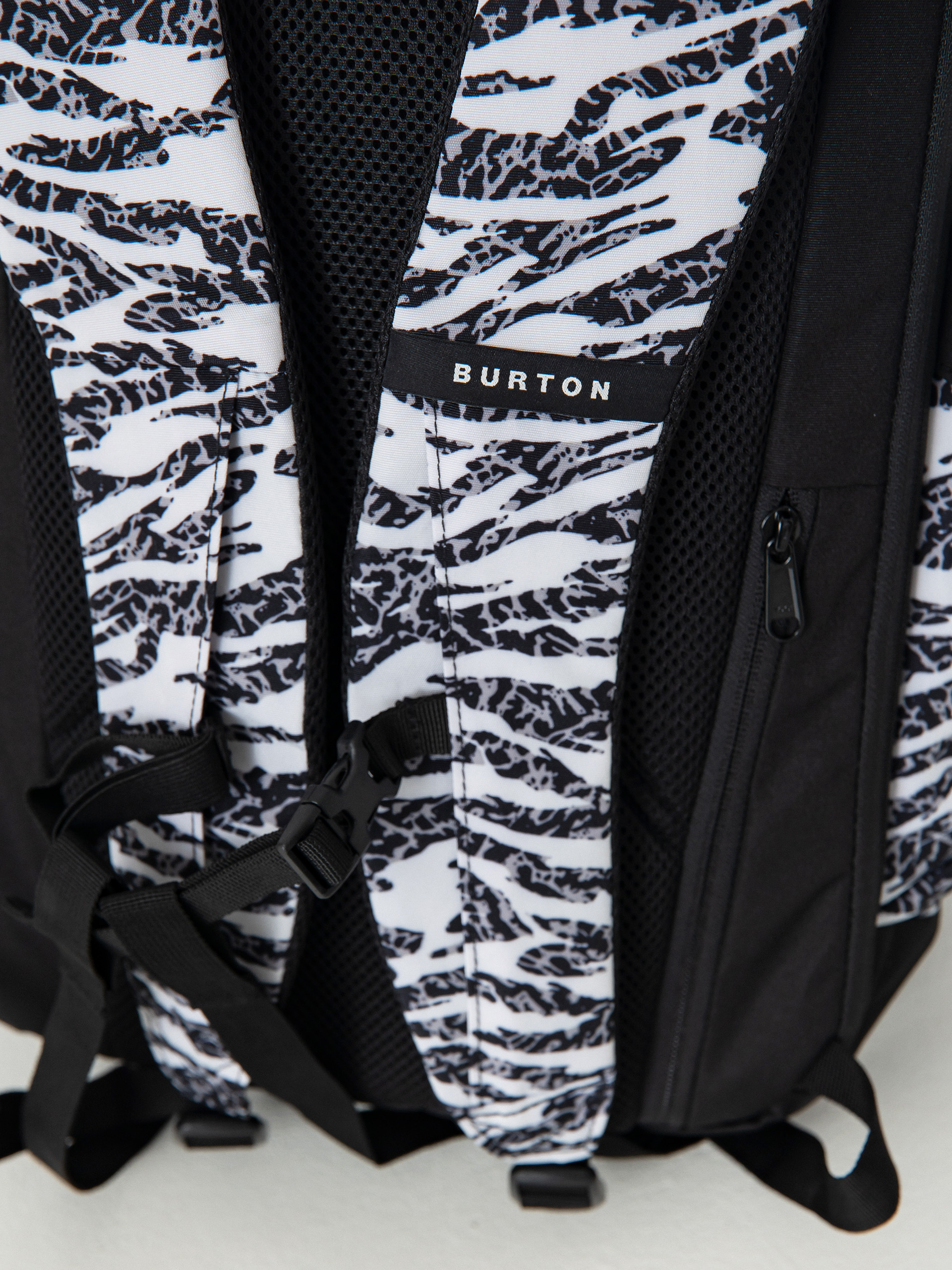 Burton Rucksack Annex 2.0 28L (zebra camo)