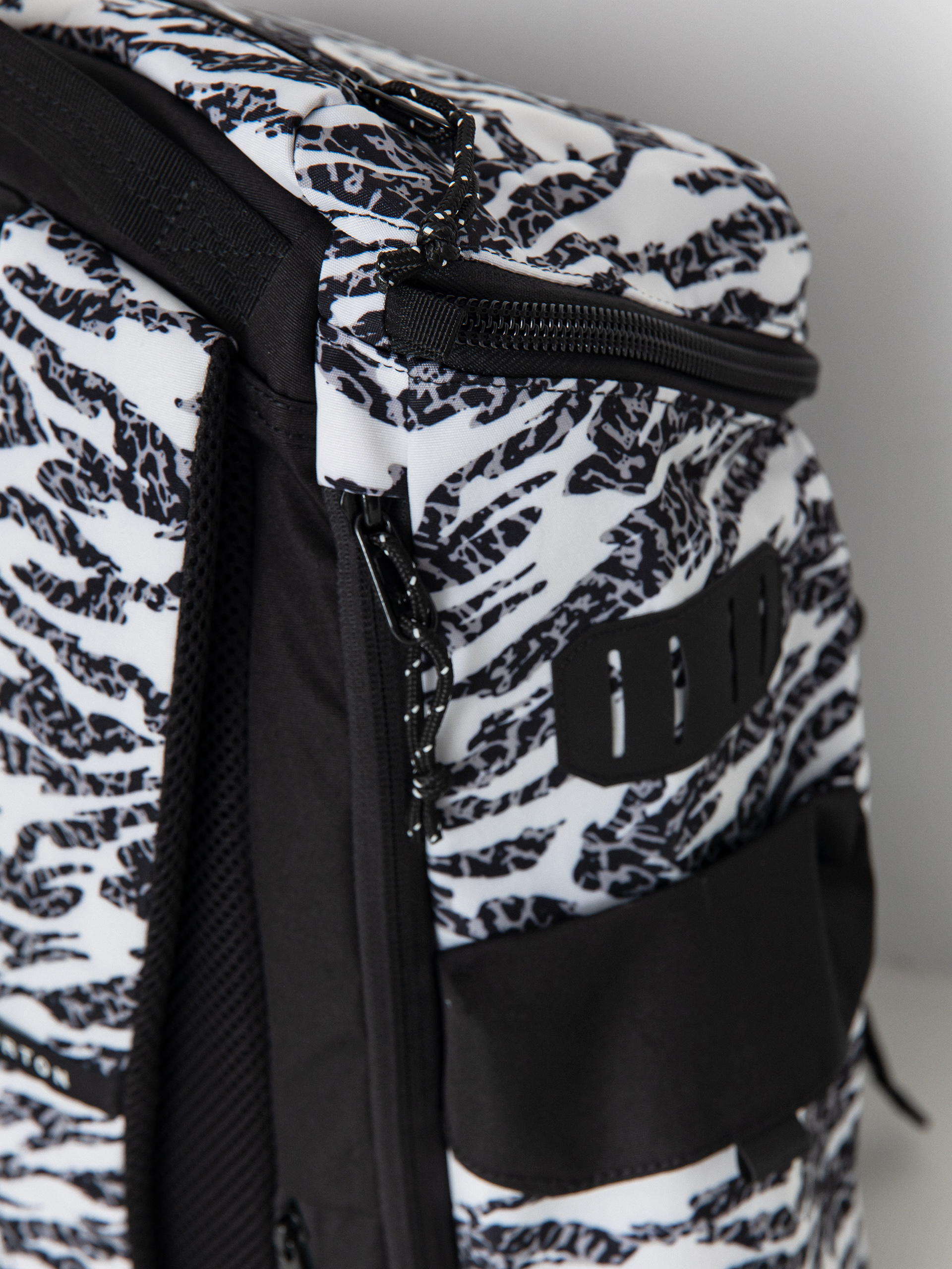Burton Rucksack Annex 2.0 28L (zebra camo)