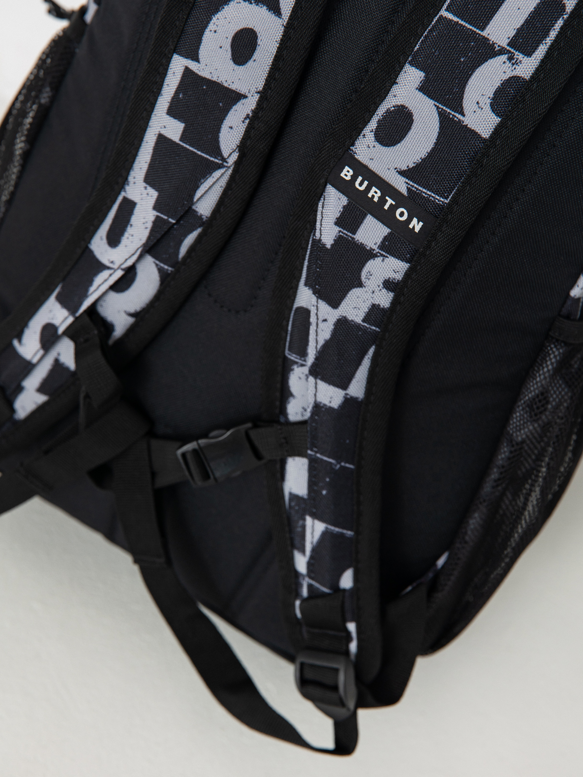 Burton Backpack Gromlet 15L JR (lined letters)