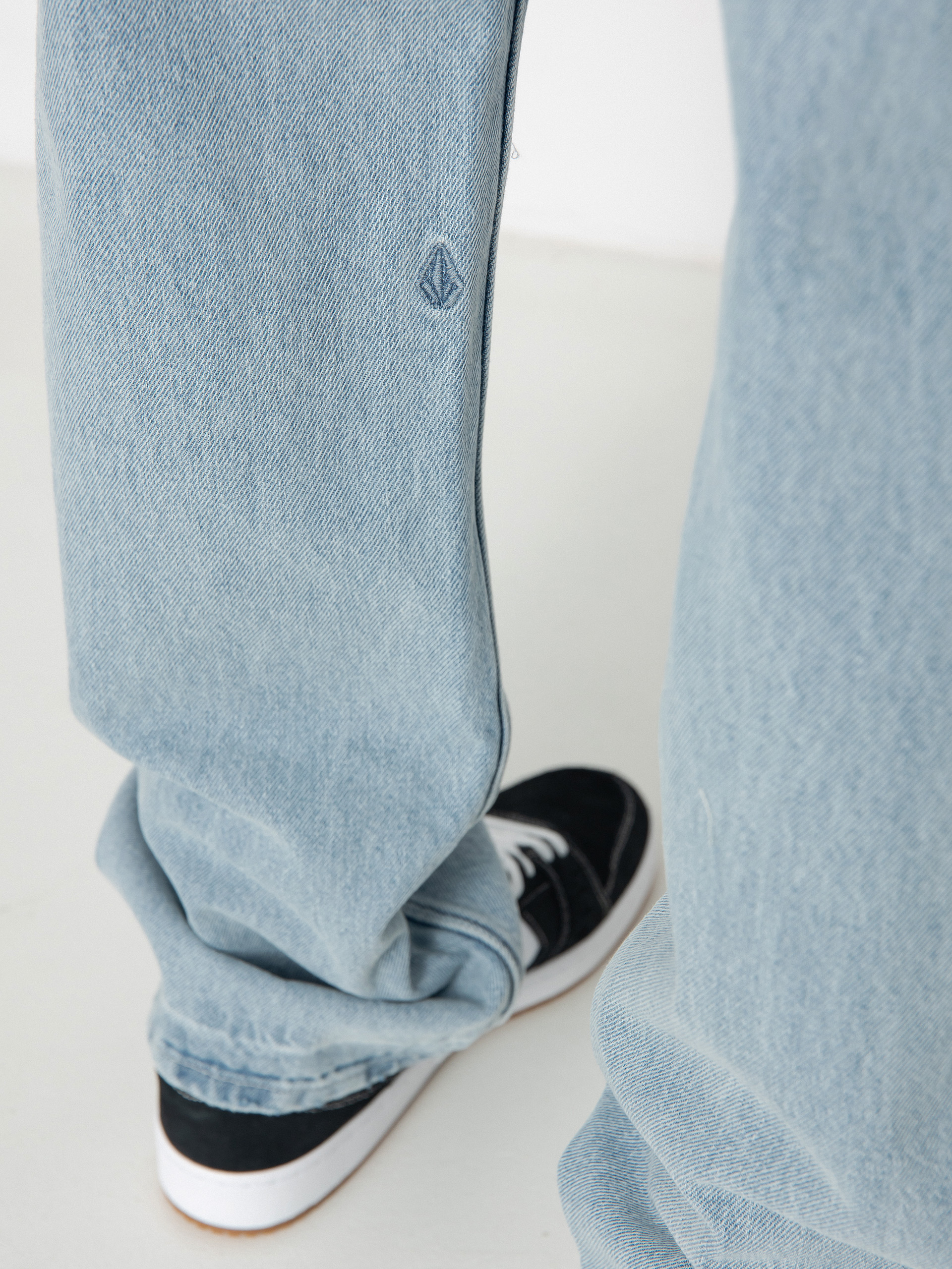 Volcom Modown Denim Pants (sandy indigo)