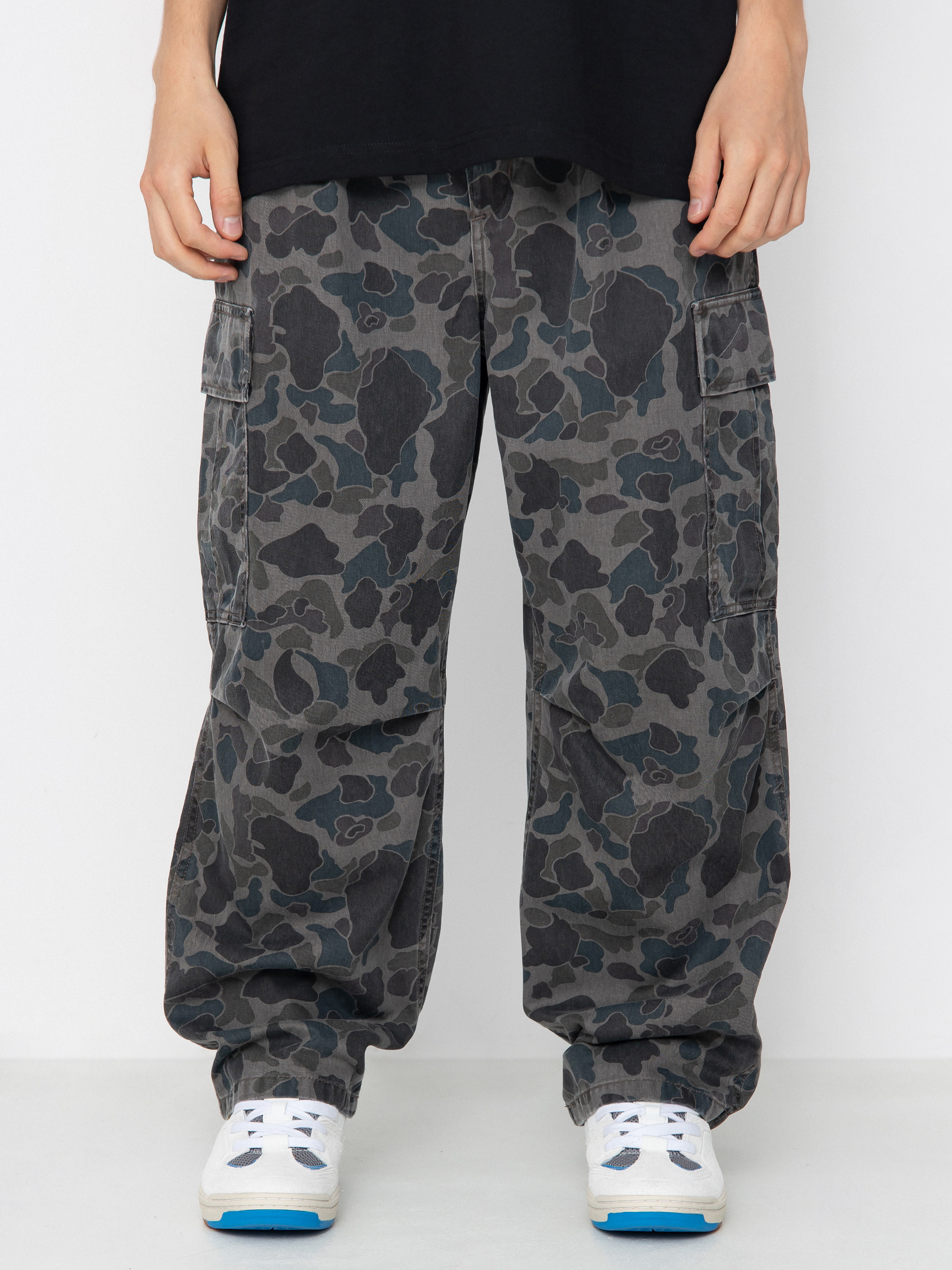Carhartt WIP Cole Cargo Pants (camo duck/grey)