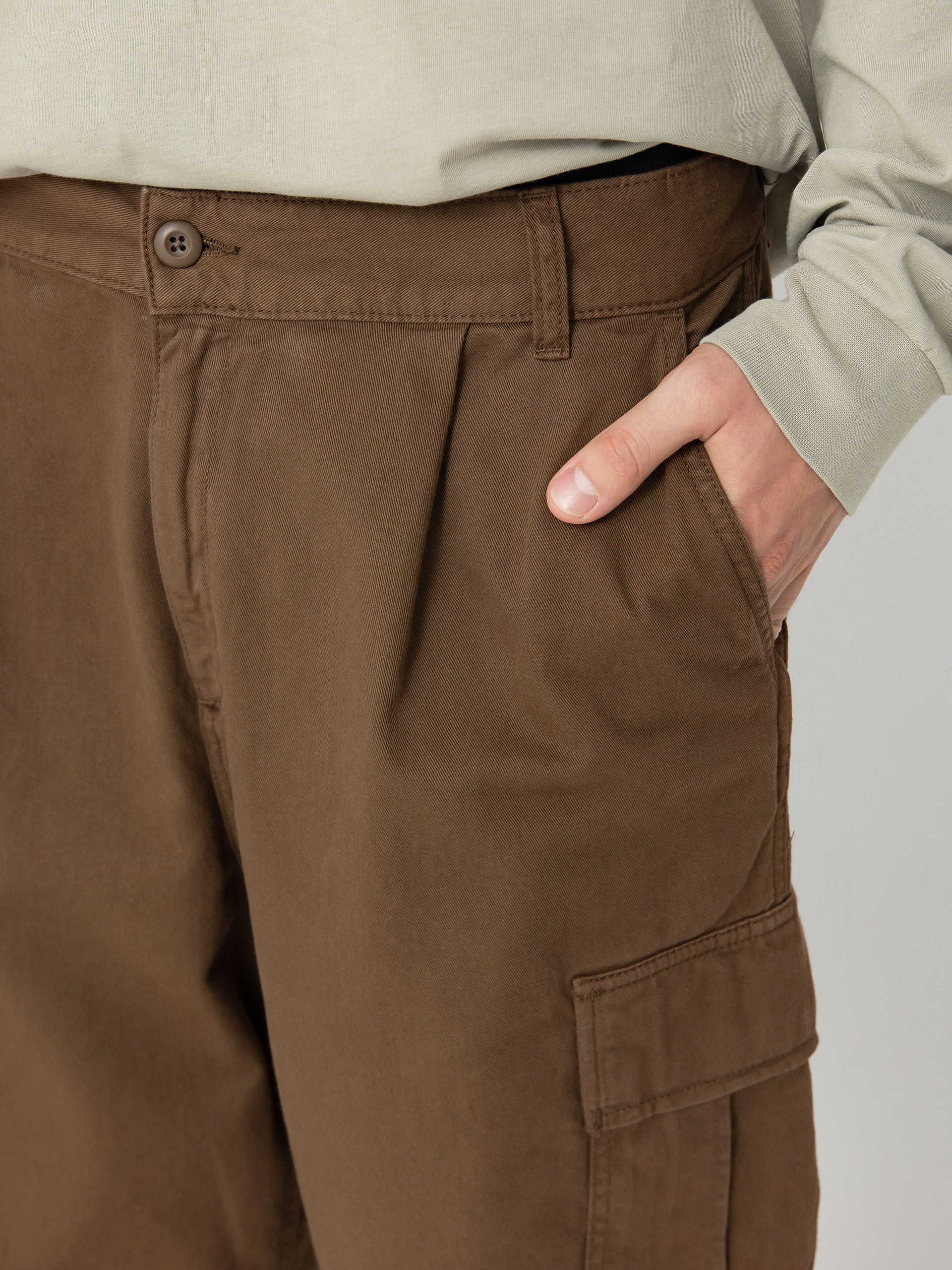 Carhartt WIP Cole Cargo Pants (chocolate)