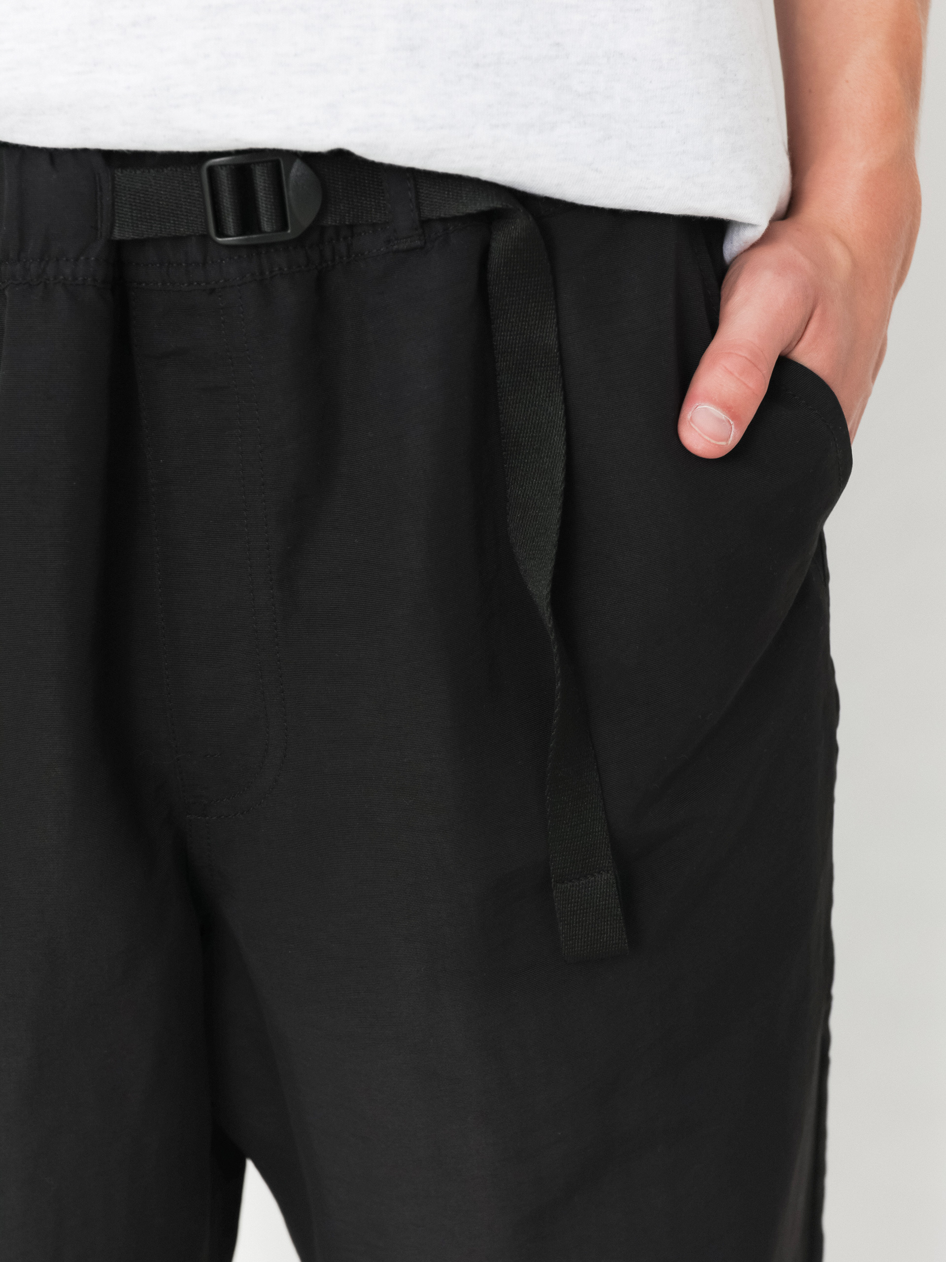 Vans Mte Range Nylon Loose Tapered Pants (black)