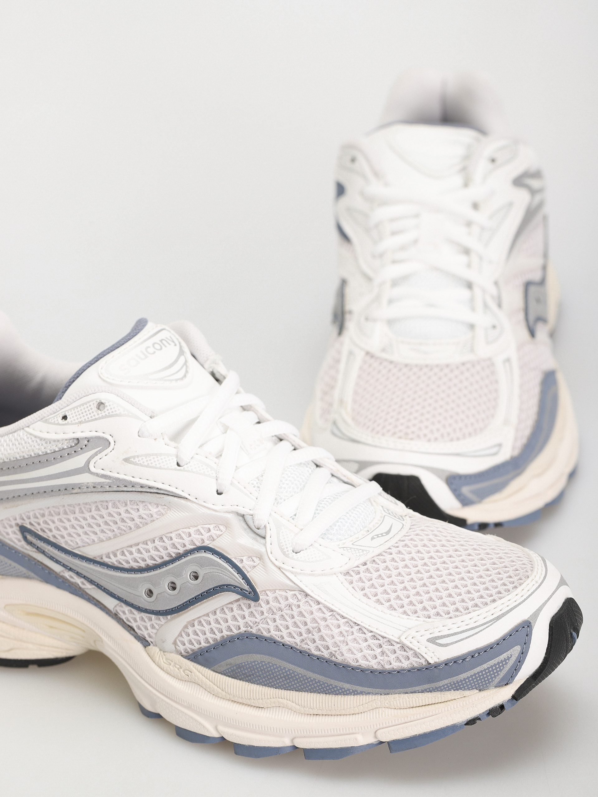 Saucony Schuhe Progrid Omni 9 (ivory/blue)