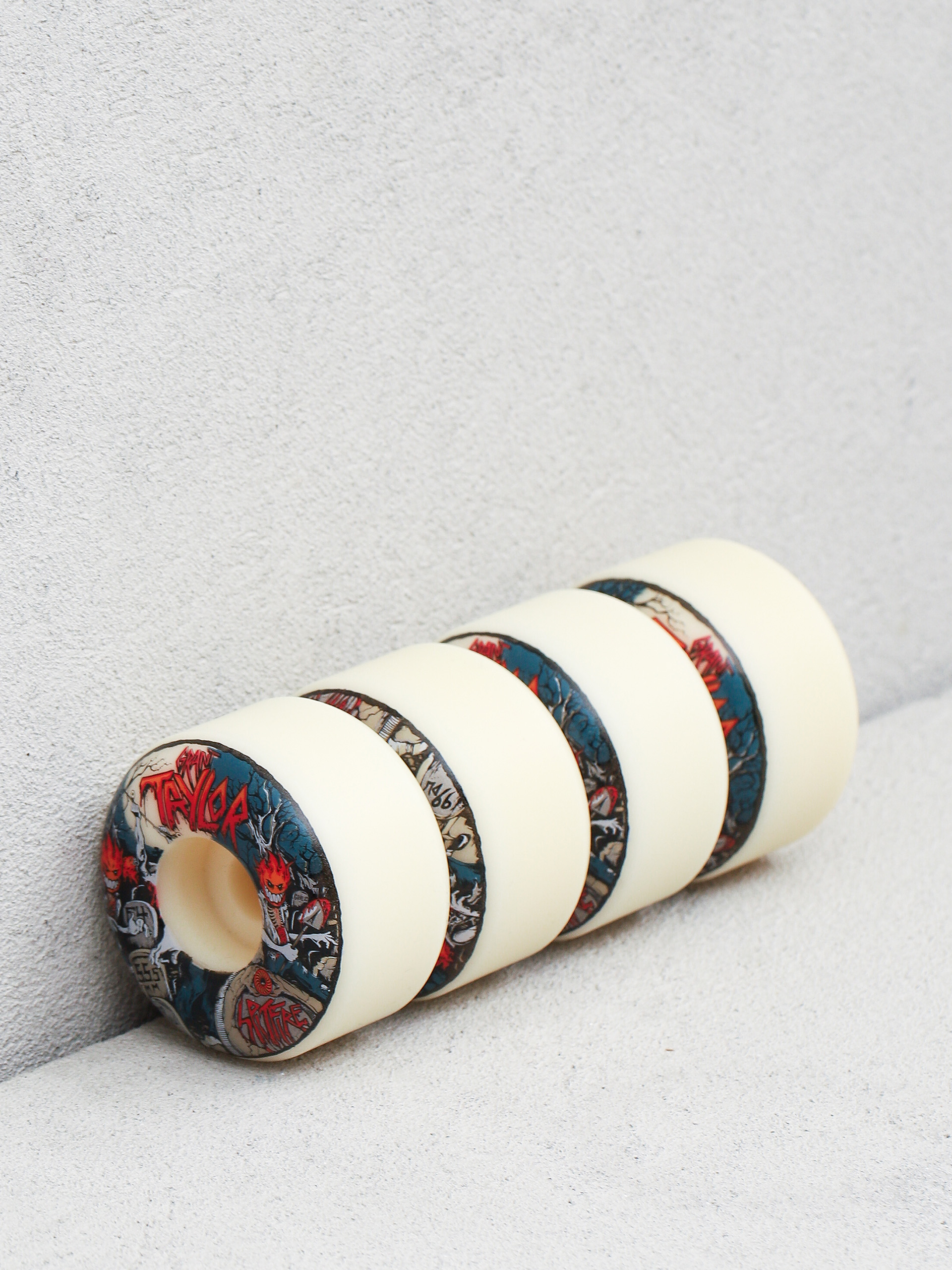 Spitfire Formula Four 99D Grant Undead Wheels (natural/assorted)