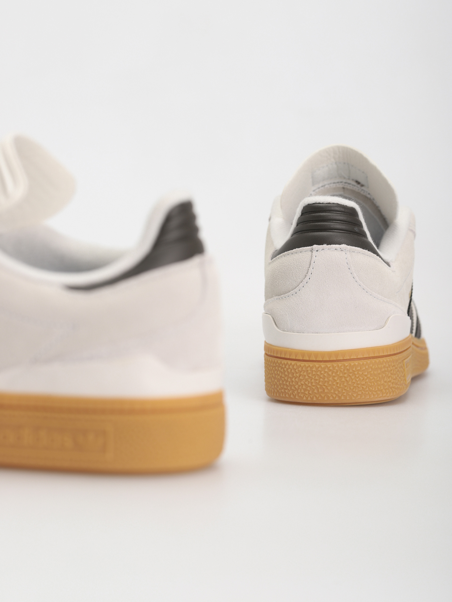adidas Busenitz Shoes (crywht/shaoli/gum3)