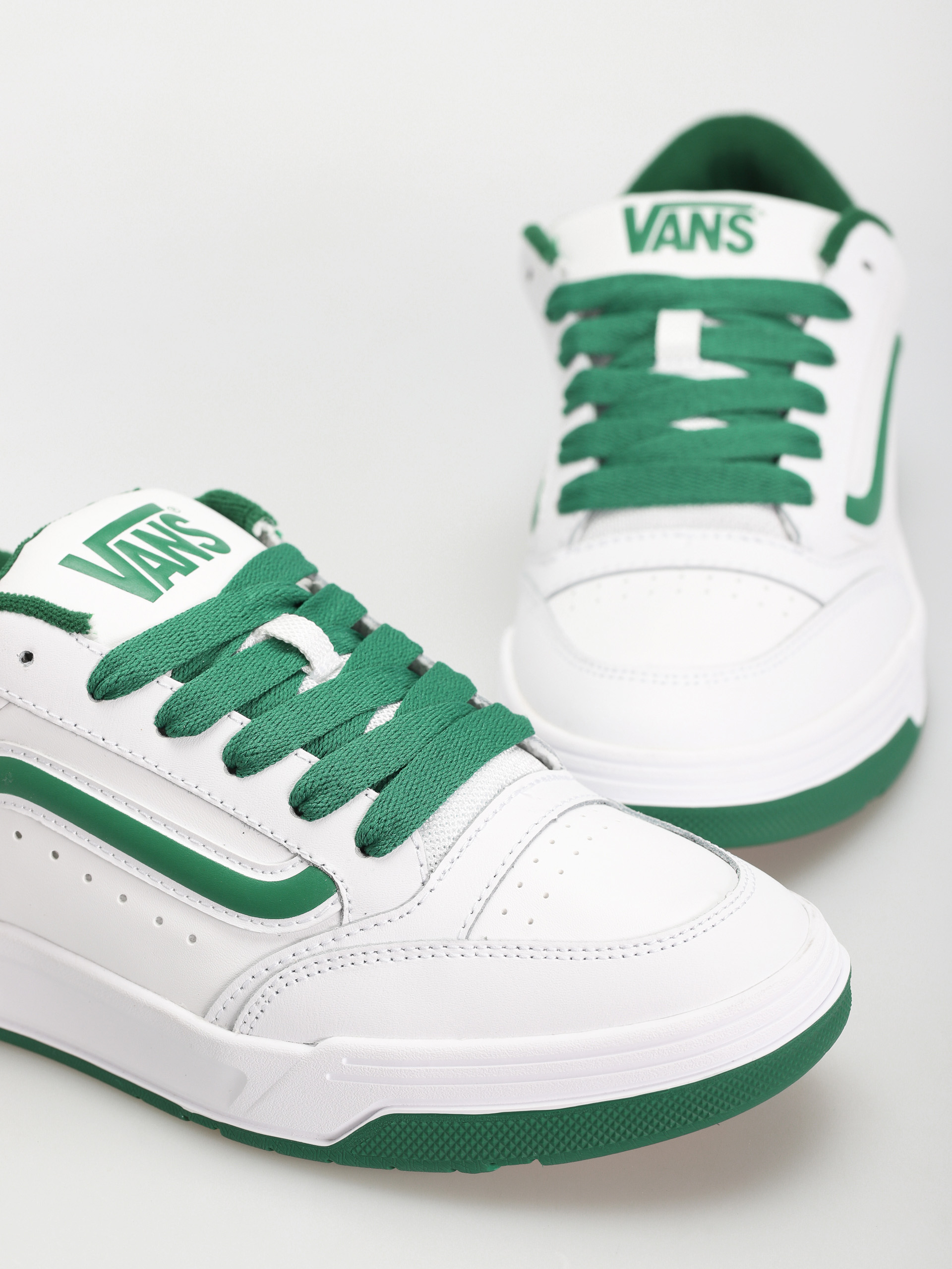 Vans Hylane Shoes (pop green)
