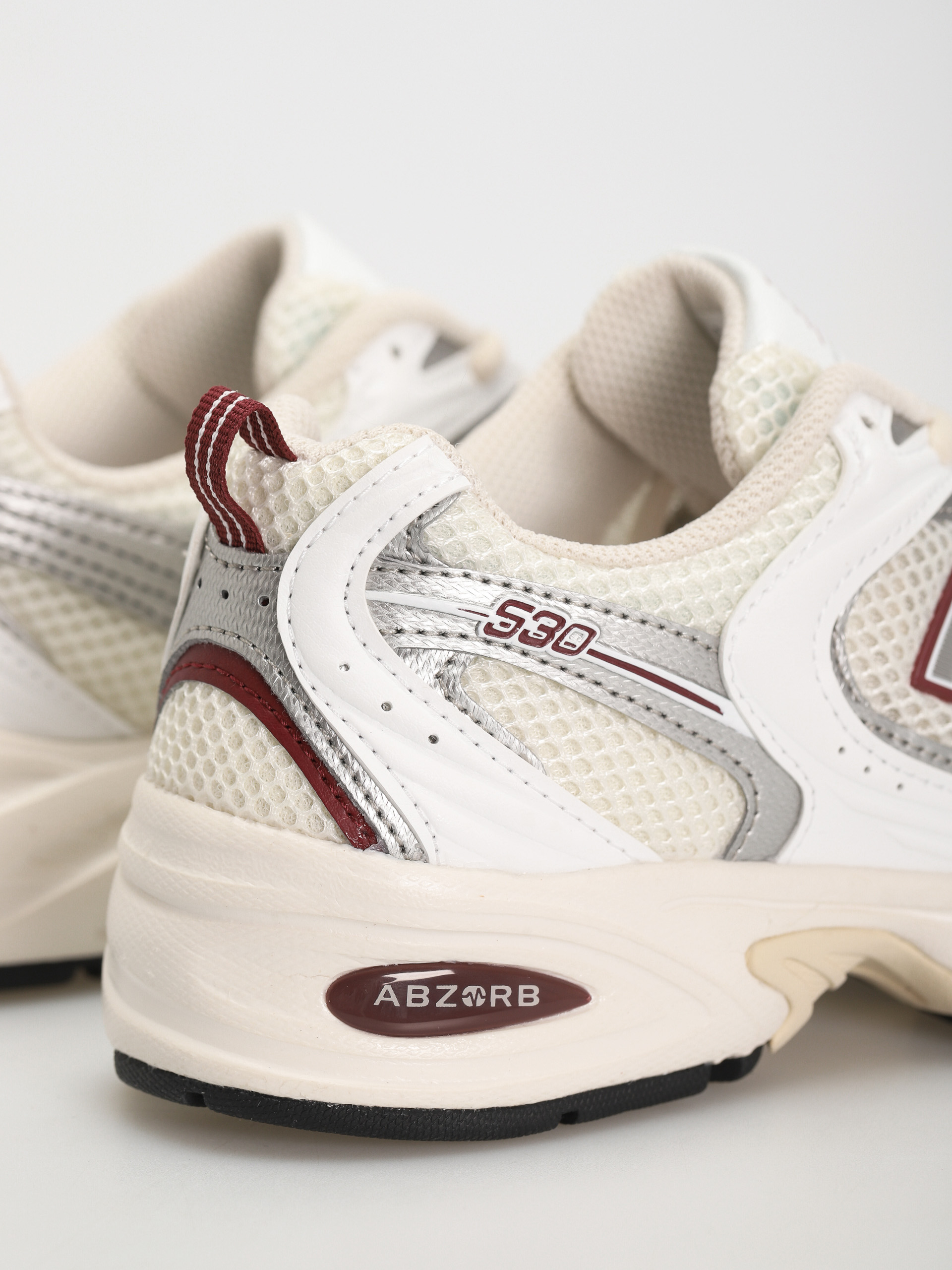 New Balance 530 Schuhe (sea salt maroon)