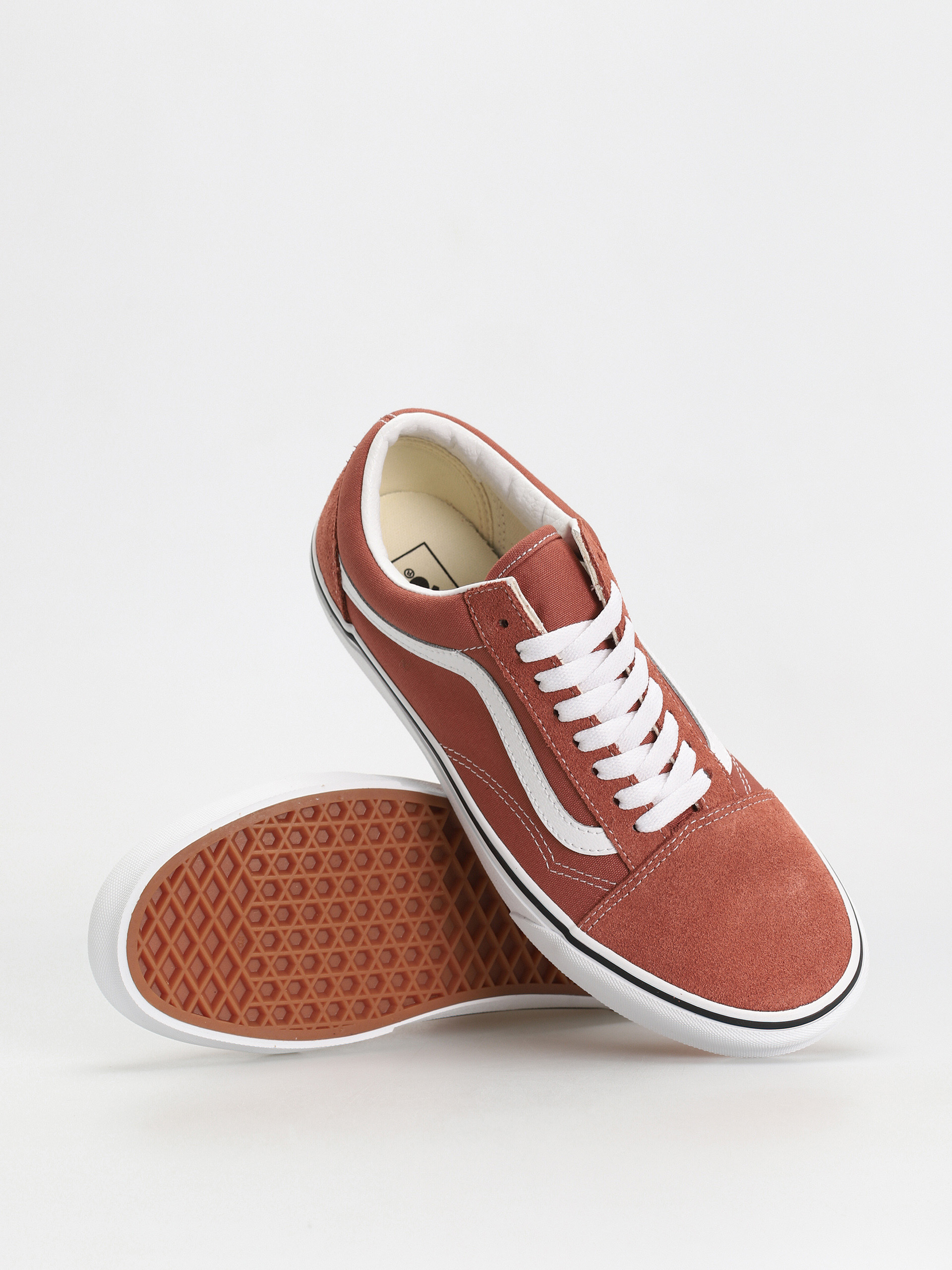 Vans Old Skool Shoes (color theory auburn)