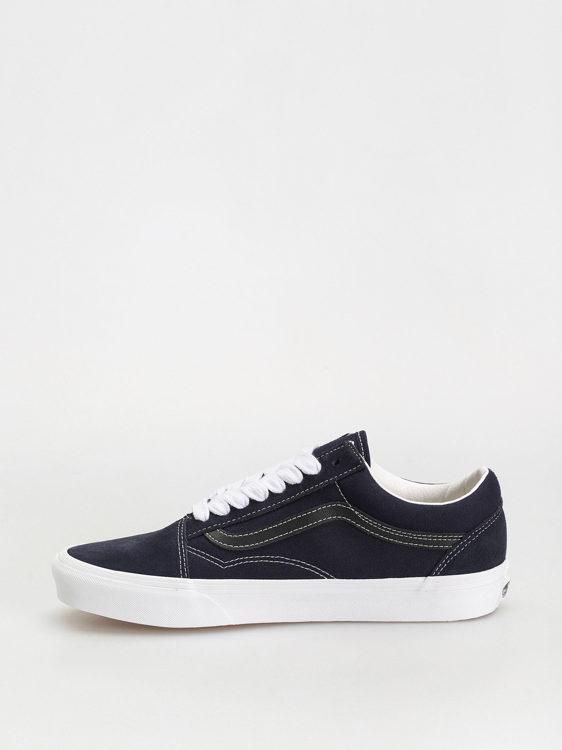 Vans Old Skool Shoes (oversized lace parisian night)