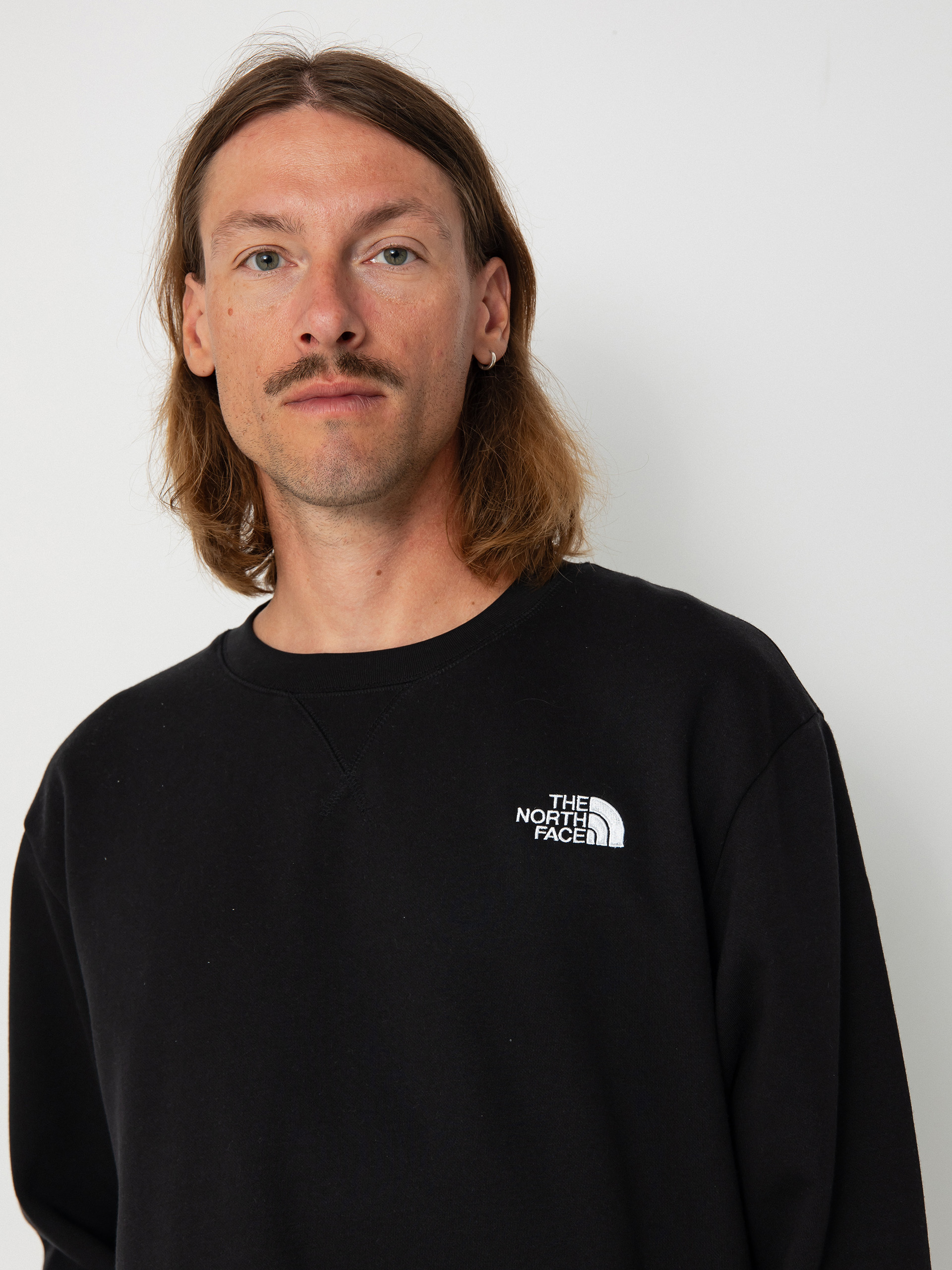 The North Face Essential Relaxed Sweatshirt (tnf black)
