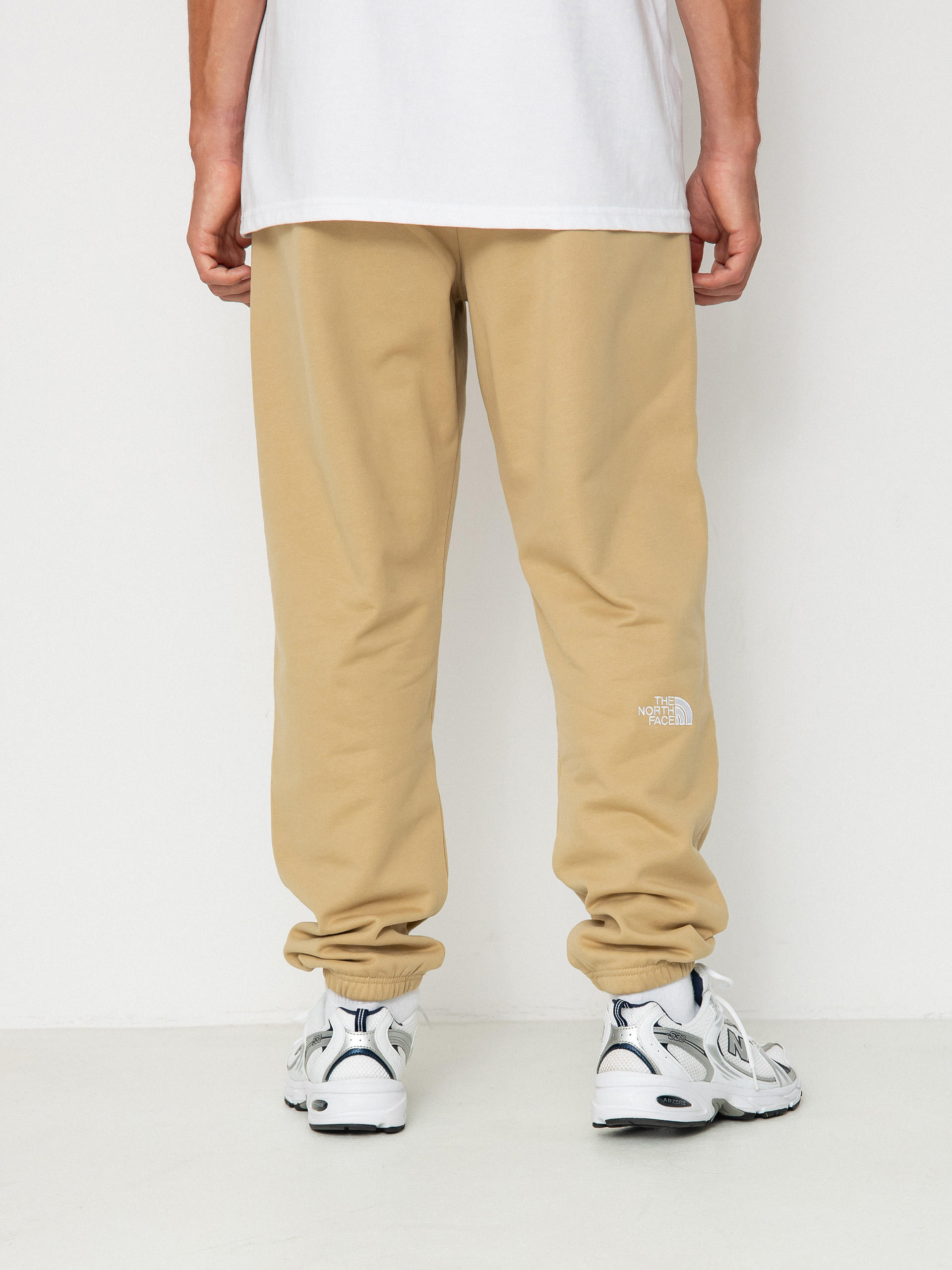 The North Face Essential Jogger Hose khaki stone