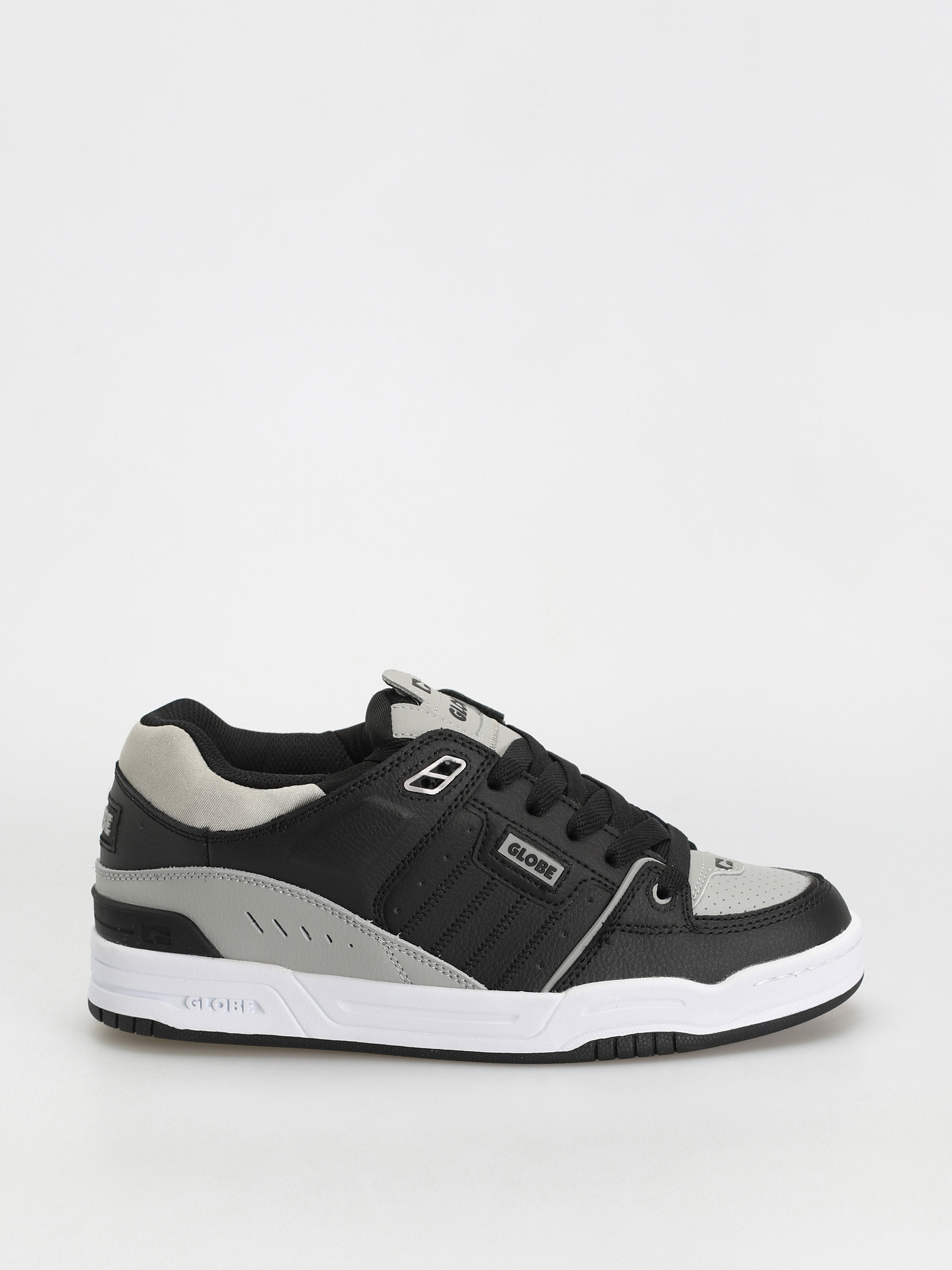 Globe fusion skate shoes online