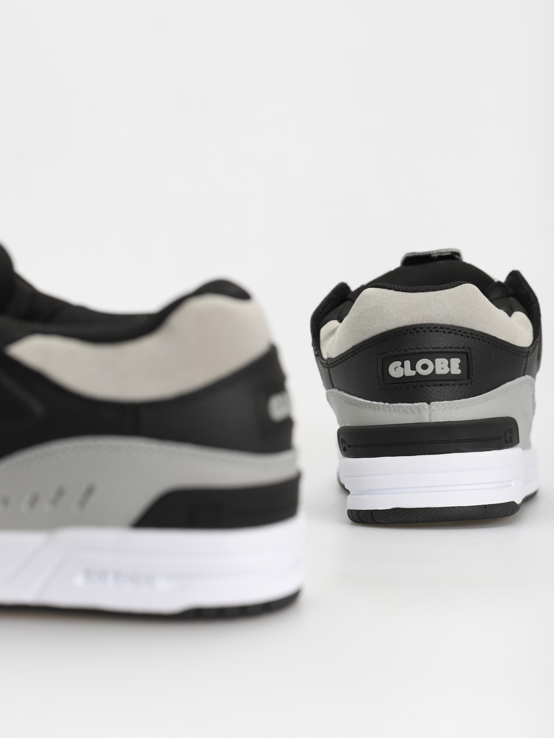 Globe Fusion Shoes (black/steel/white)