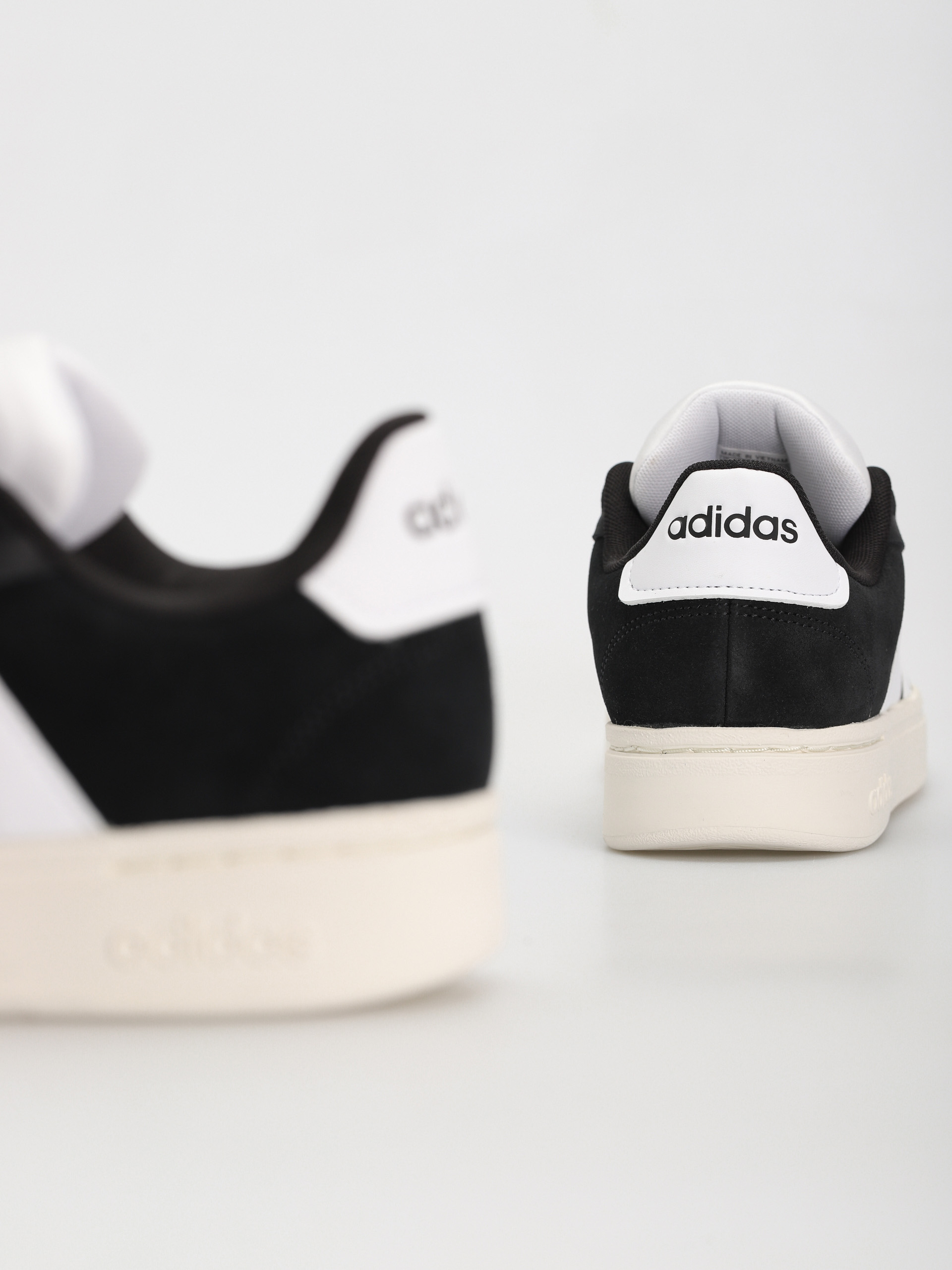adidas Grand Court Alpha 0 Shoes (cblack/ftwwht/owhite)
