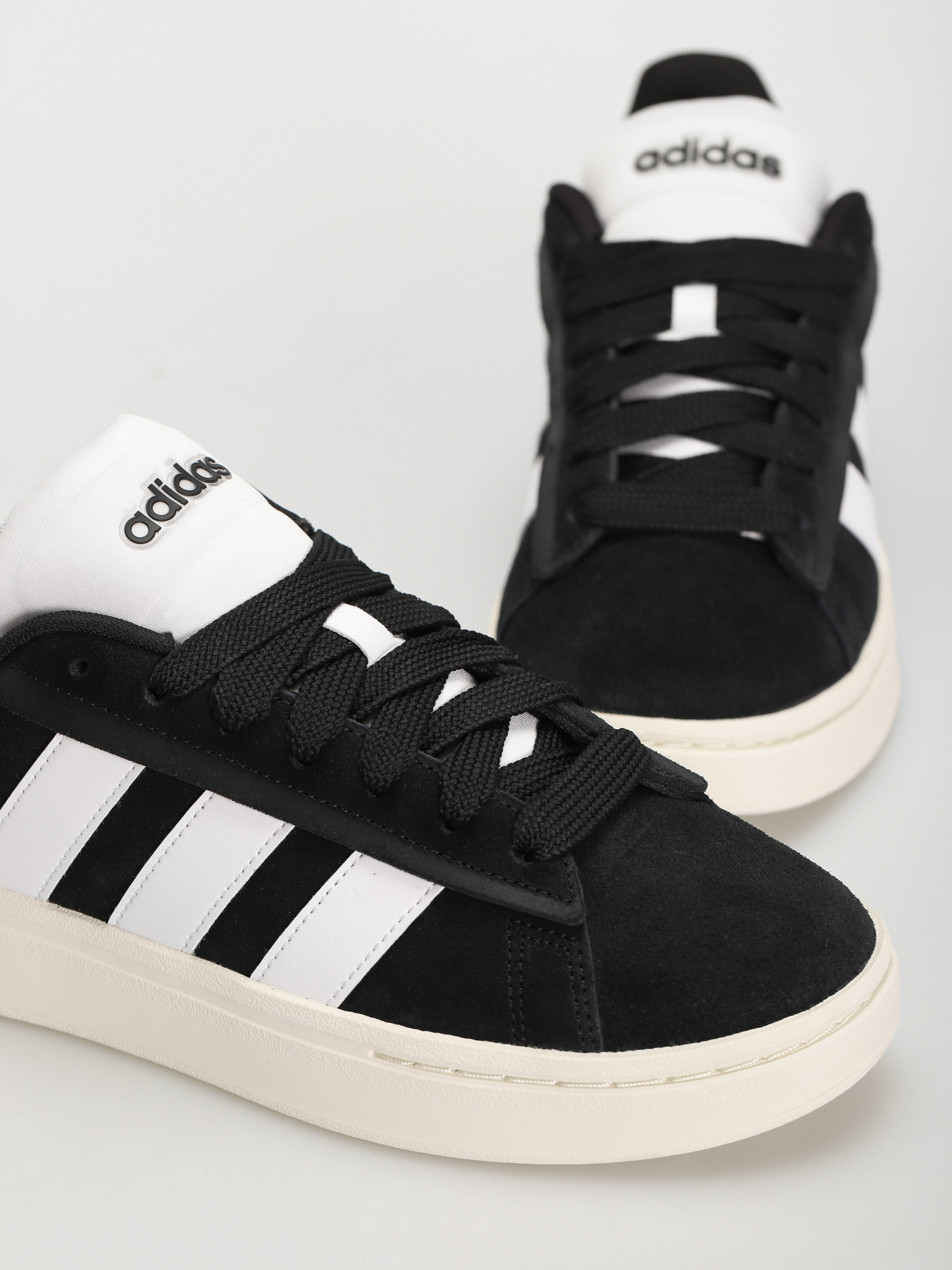 adidas Grand Court Alpha 0 Shoes (cblack/ftwwht/owhite)