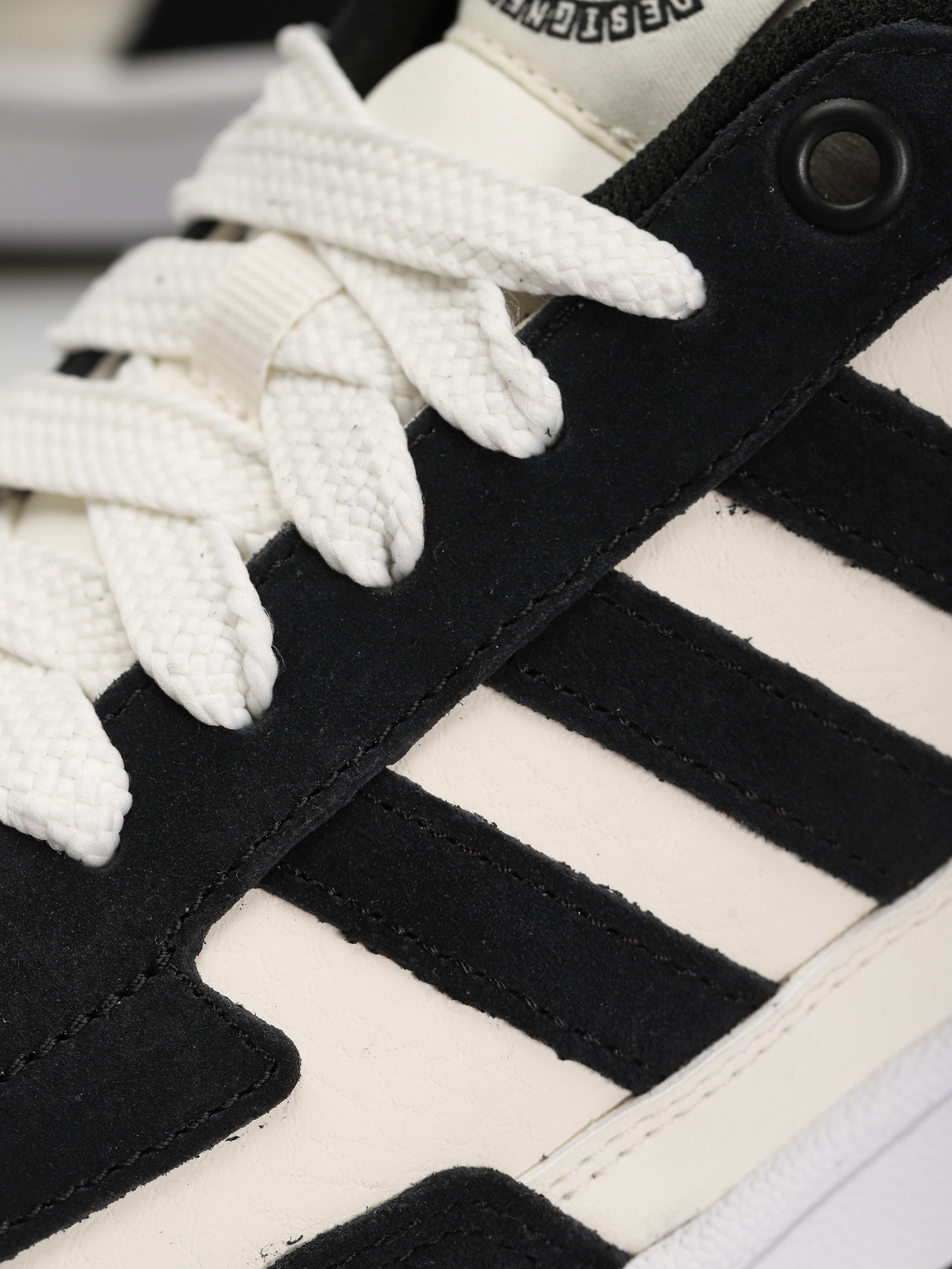 adidas Rapid Court Low Shoes (cblack/clowhi/ftwwht)