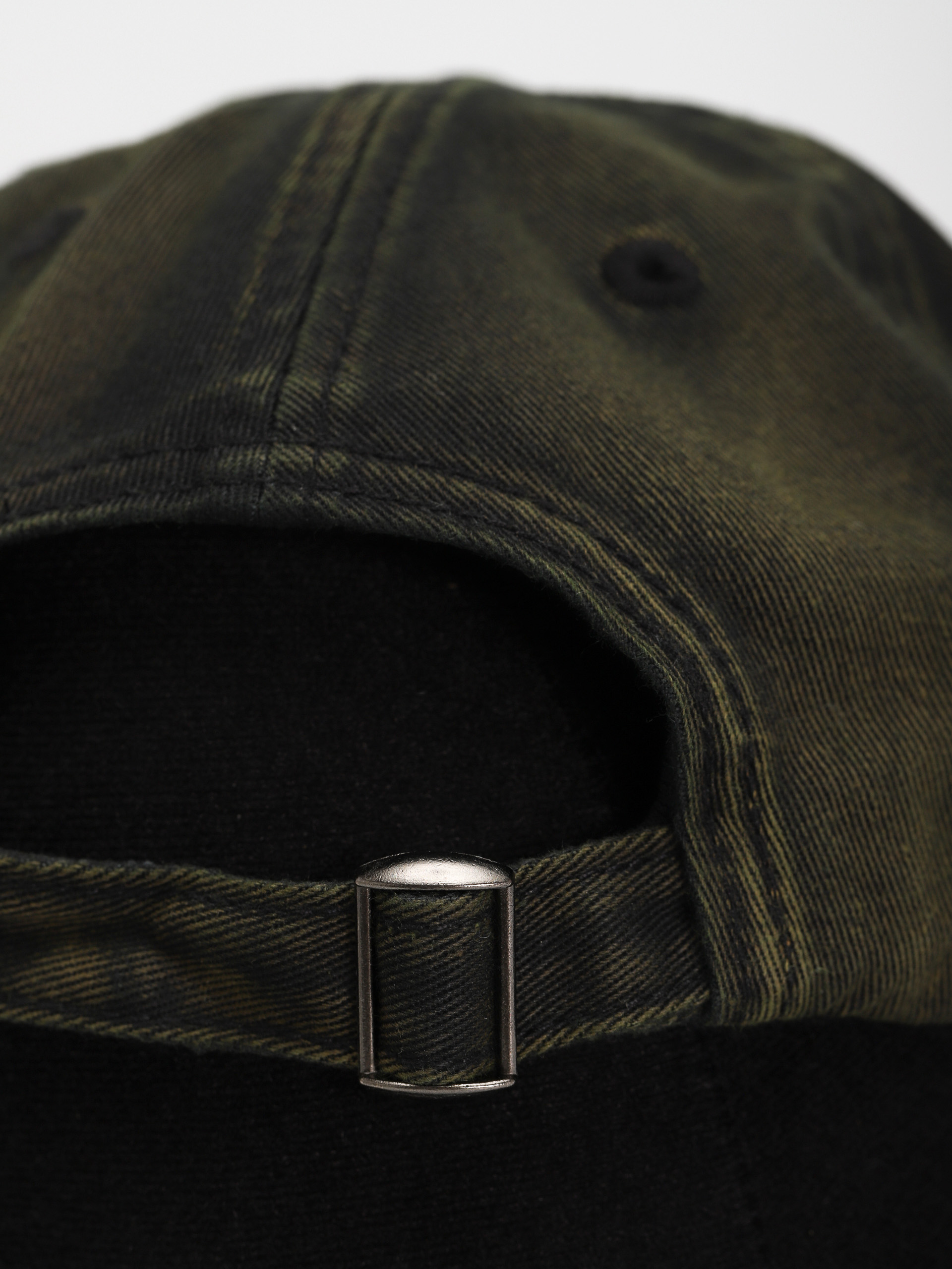 Wasted Paris Kingdom Curve Cap (faded black)