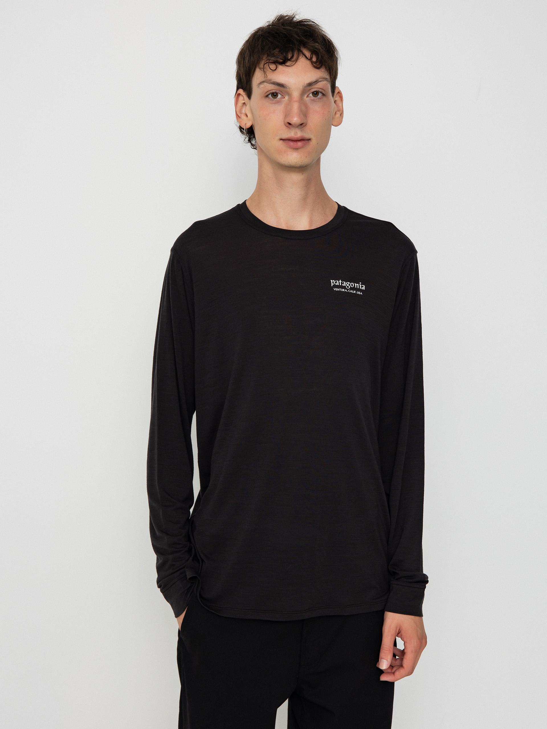 Black patagonia long sleeve online