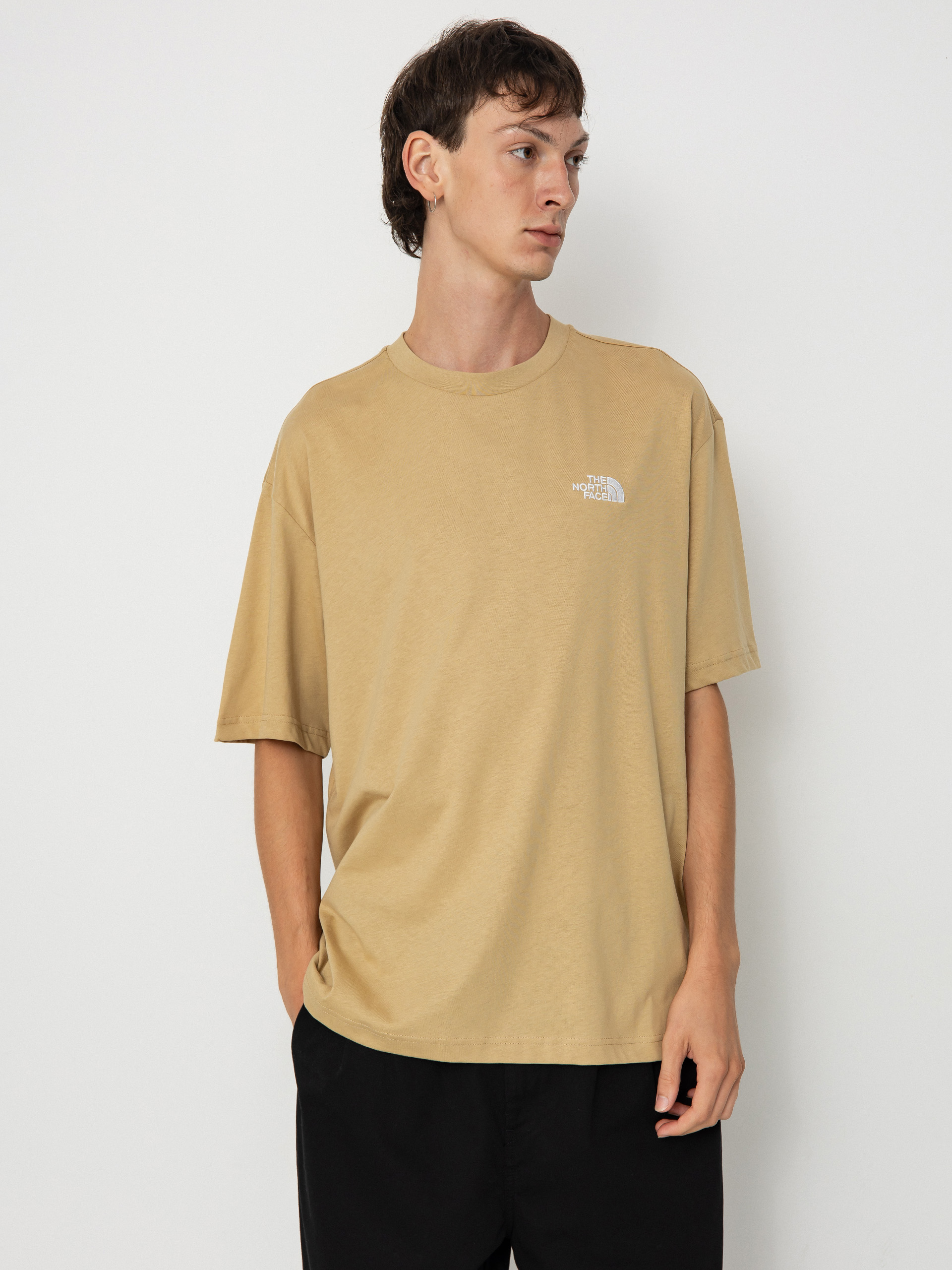 【送料&関税込】The North Face Essential Oversize Cotton T-s The North Face Essential Oversize T-Shirt - beige (khaki stone)