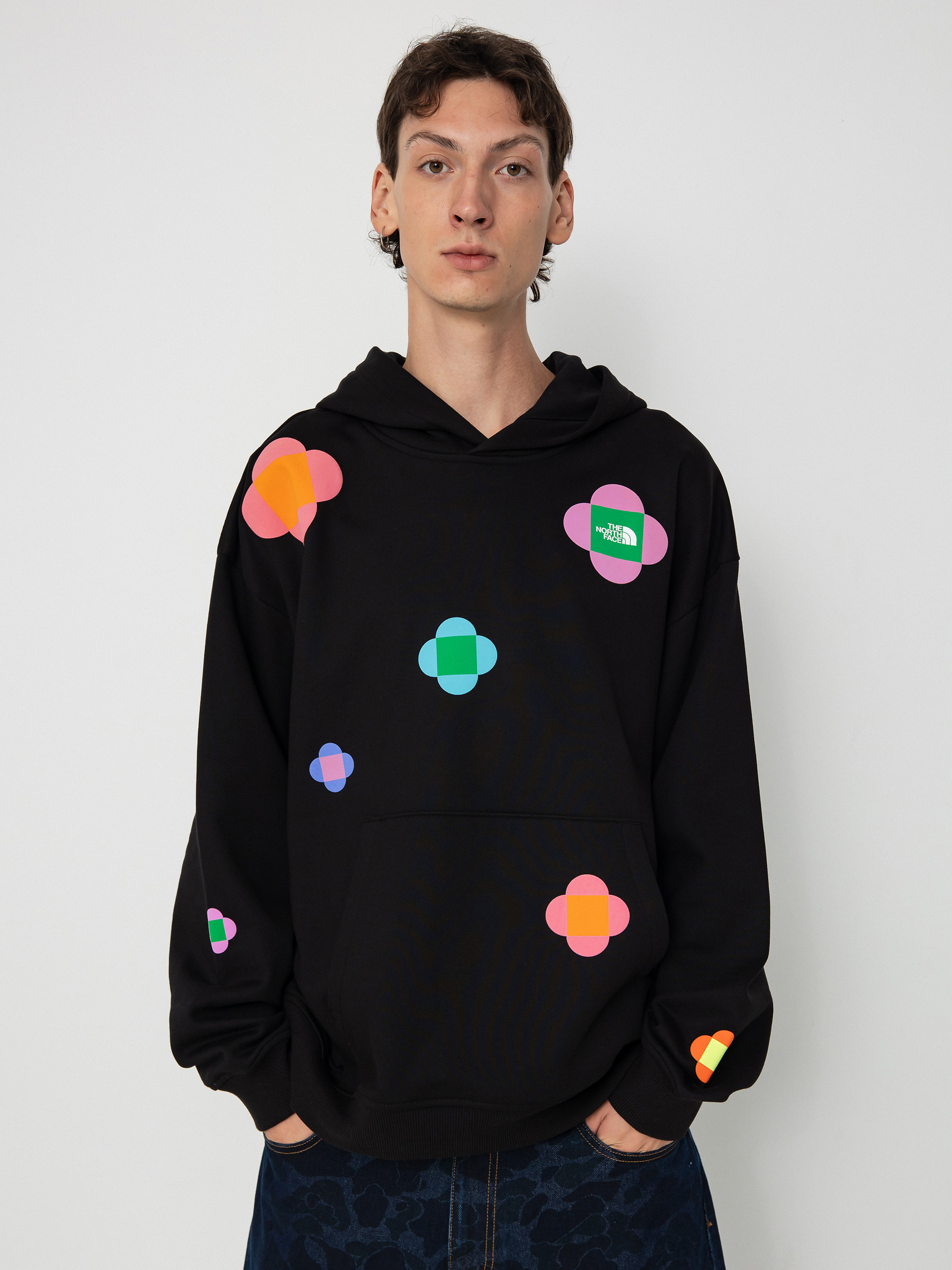 The North Face X Yinka Ilori Let’S Blossom Together Graphic HD Hoodie (tnf black)