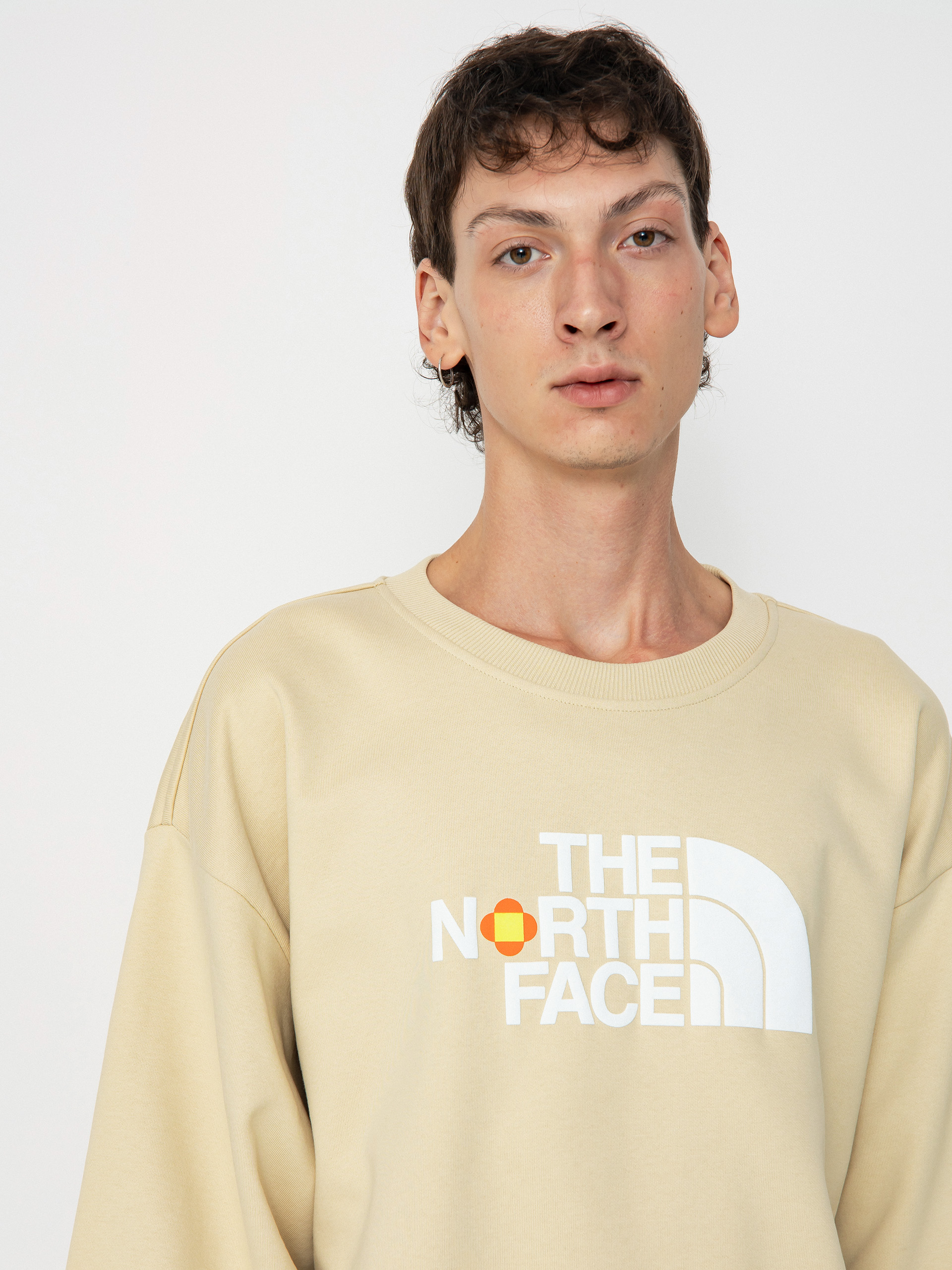 The North Face X Yinka Ilori Crew Sweatshirt (gravel)