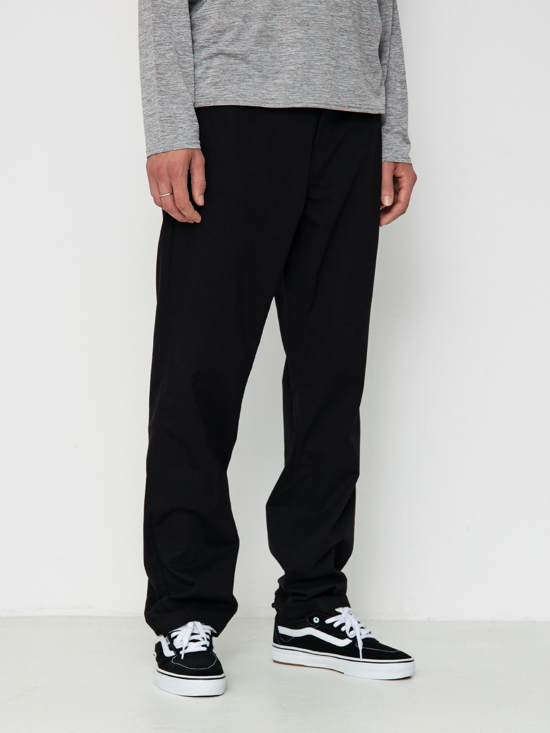 Vans Authentic Chino Relaxed Pants (black)