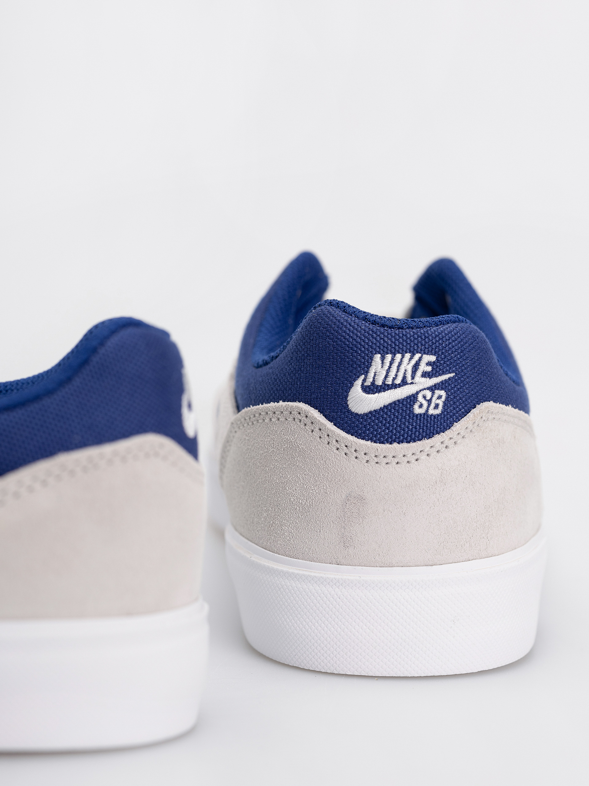 Nike SB Schuhe Malor (white/deep royal blue platinum tint)