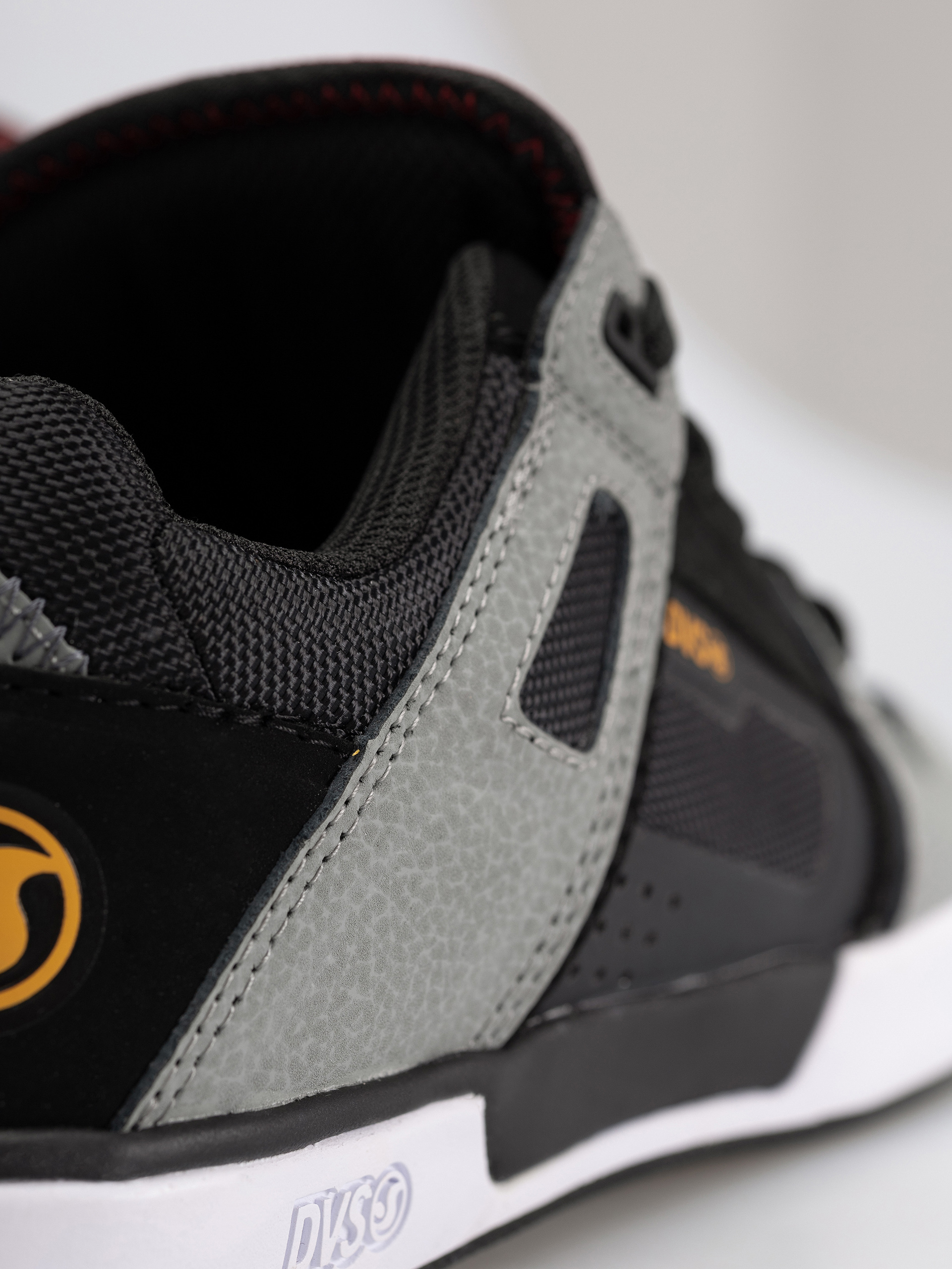DVS Comanche Lt Shoes (charcoal/black/gld)