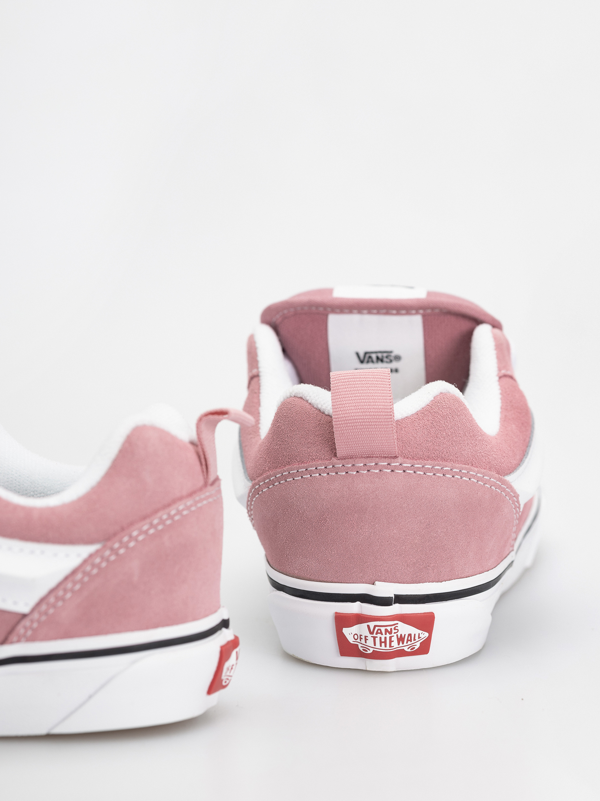 Vans Knu Skool Schuhe (color theory foxglove)